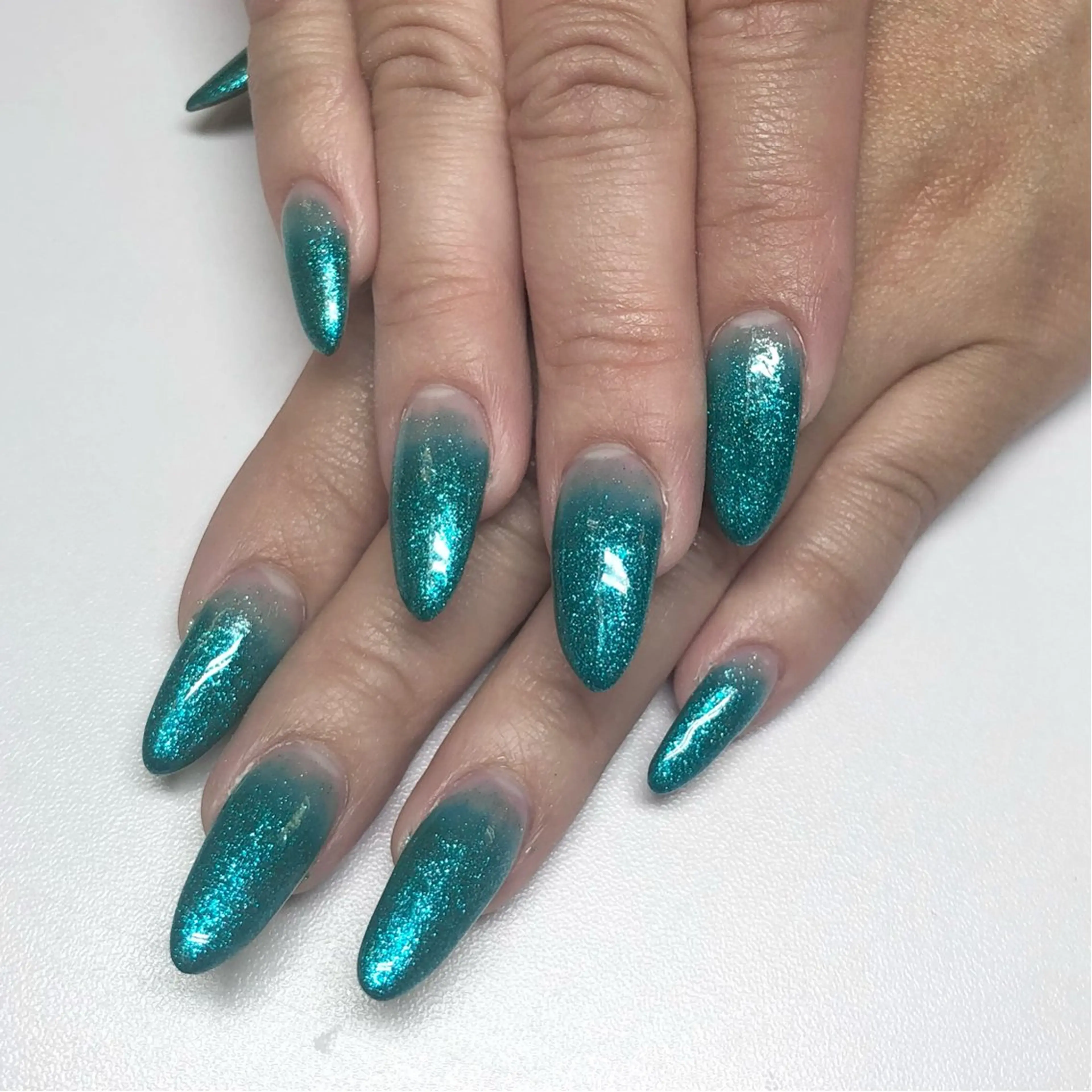 ネイル パリュール新宿店所属・パリュール 新宿店のネイルデザイン