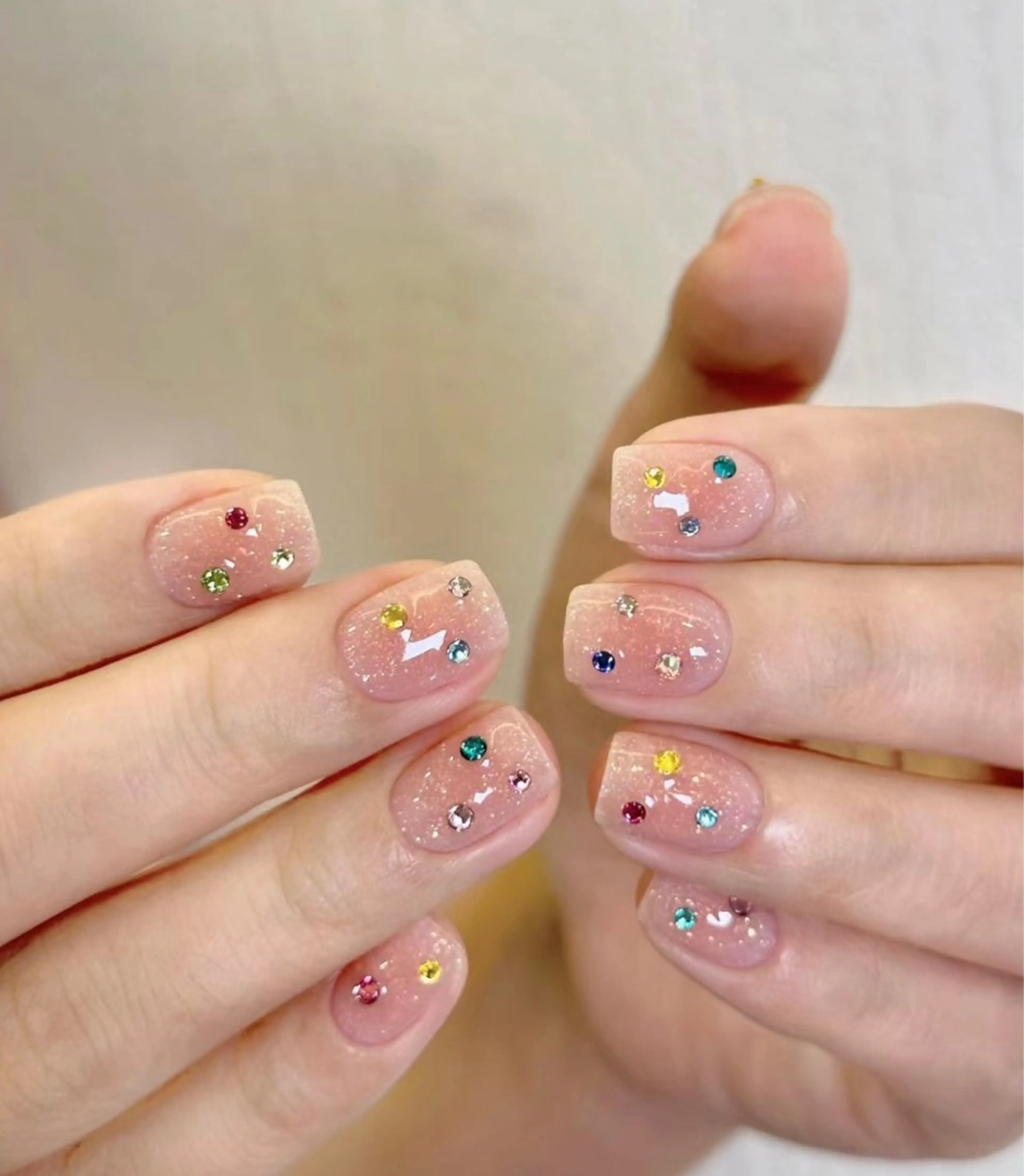 ネイル ハンドネイル ゆリ ゆリのネイルデザイン