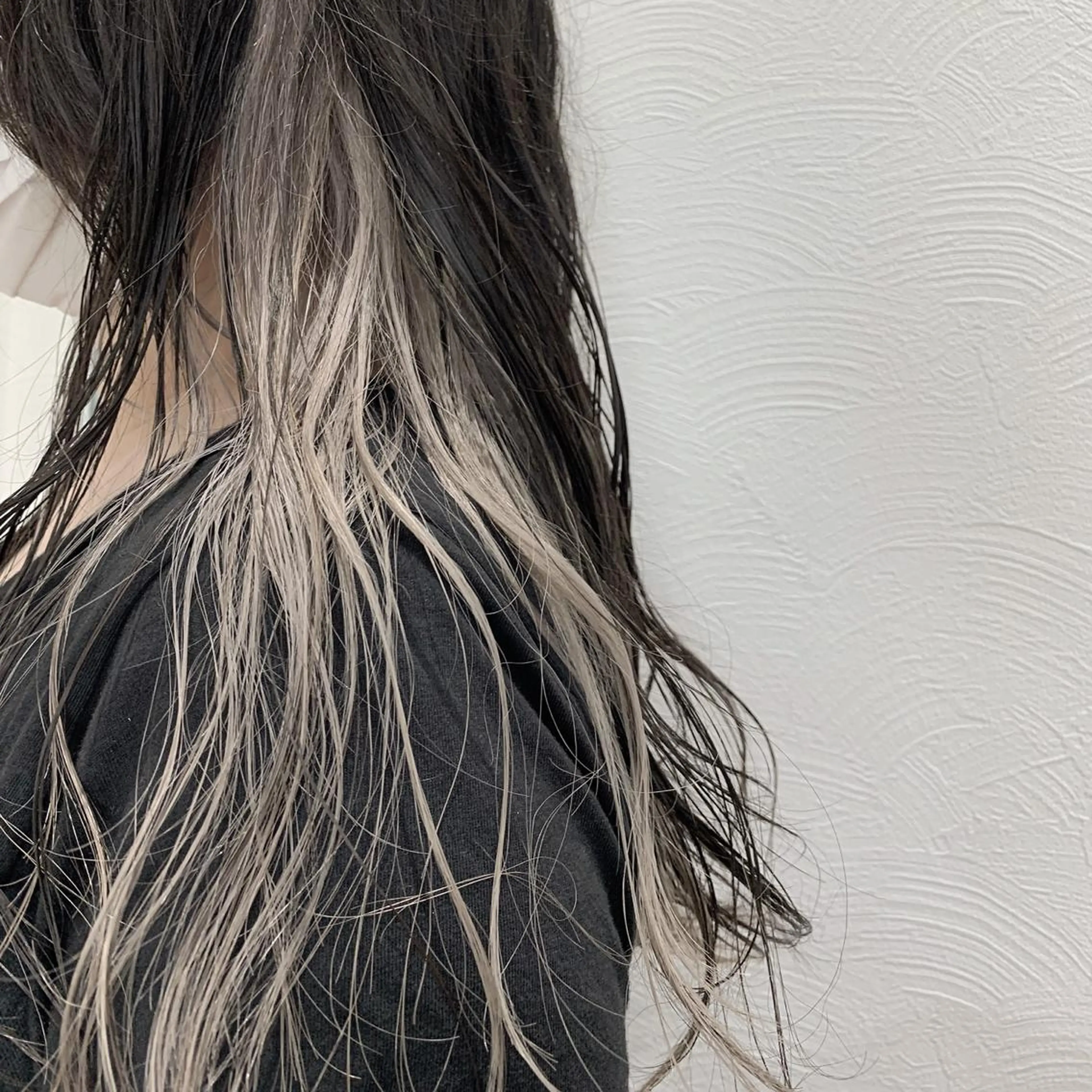 ロング カラー アッシュ アッシュグレー アッシュグレージュ バレイヤージュ ミストバング 韓国ヘア 🦋KIRA🦋のヘアスタイル