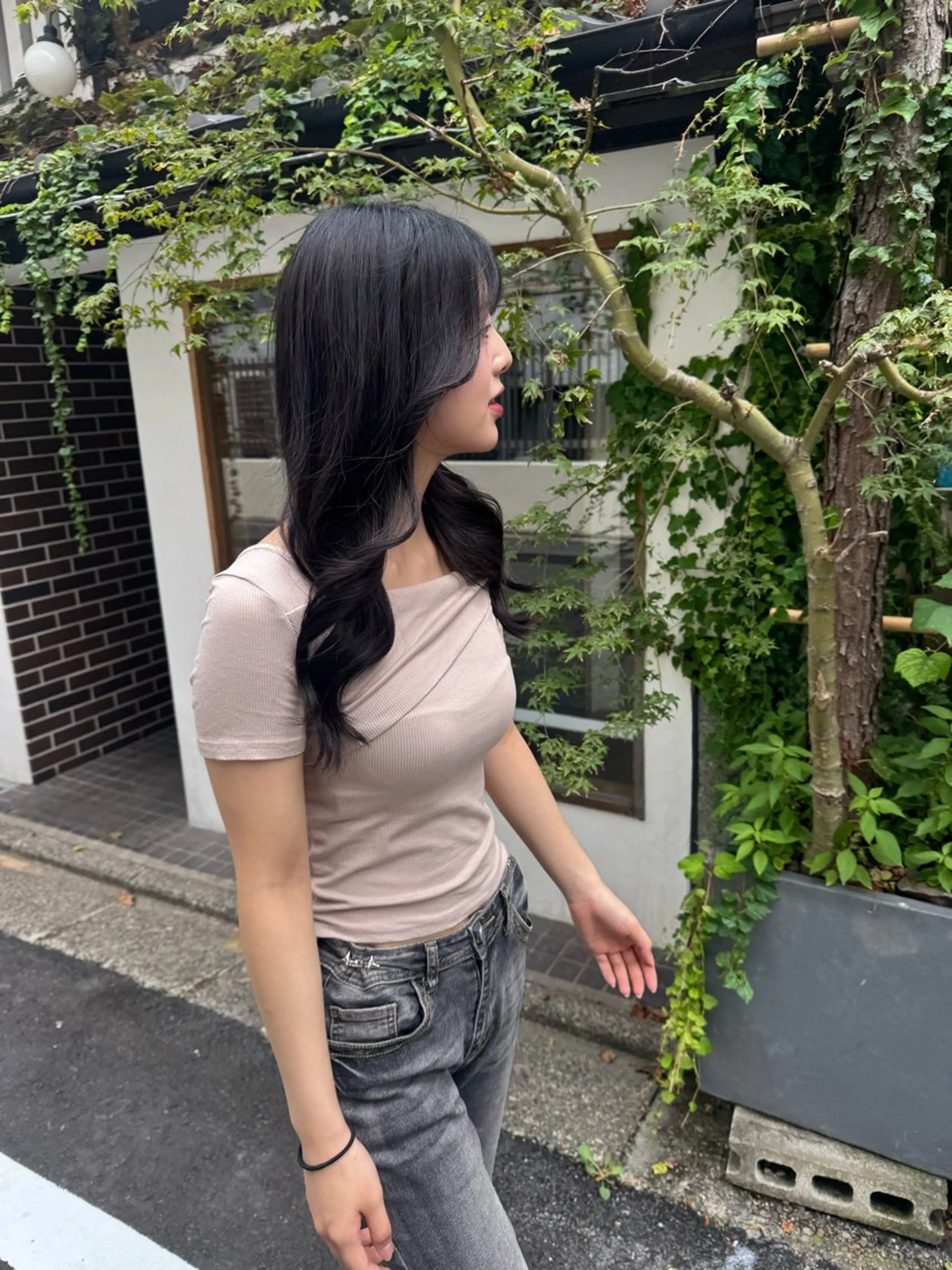 セミロング カラー特化型美容師 保住のヘアスタイル