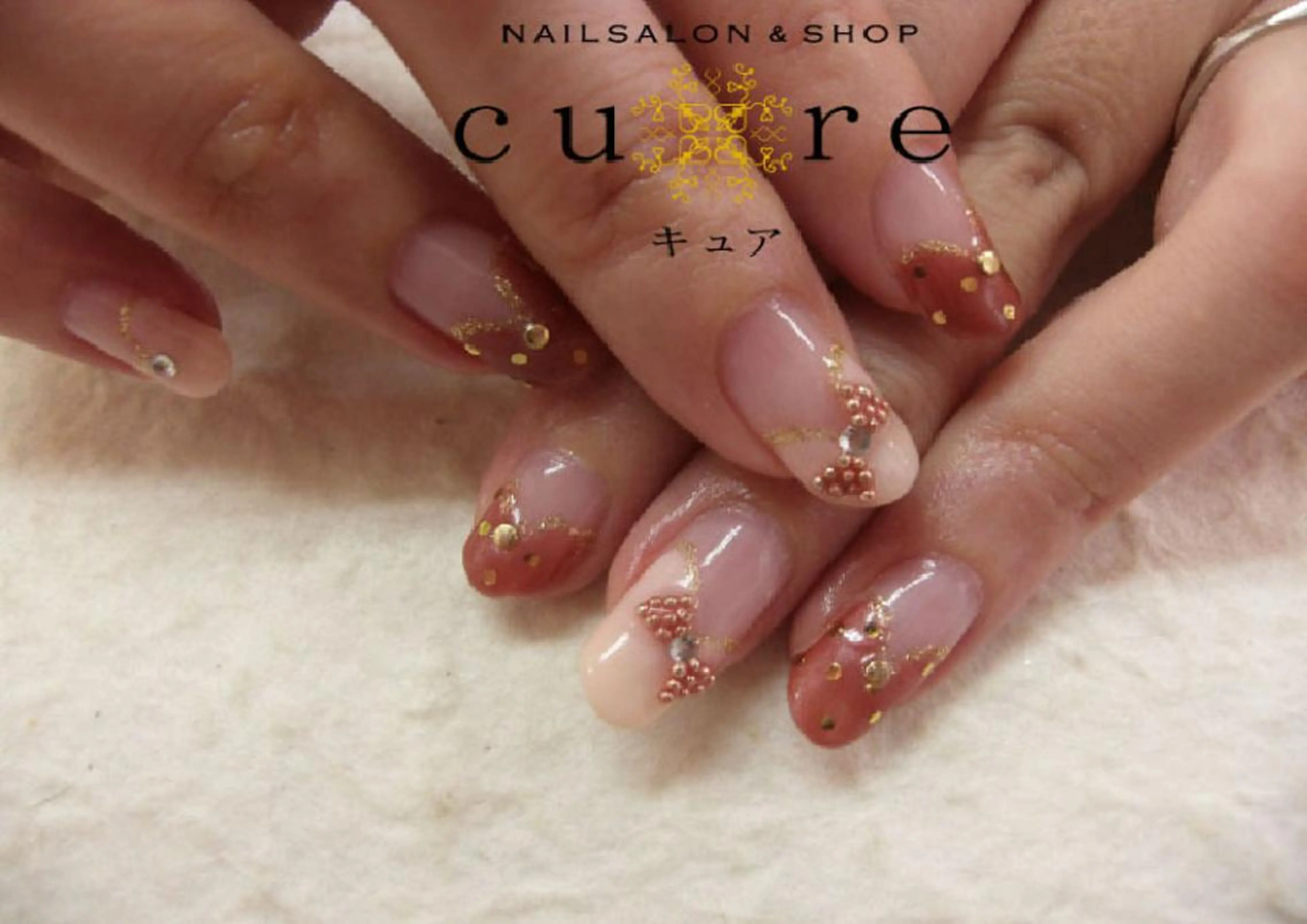 ミディアム ネイル ネイルサロン Cureのネイルデザイン