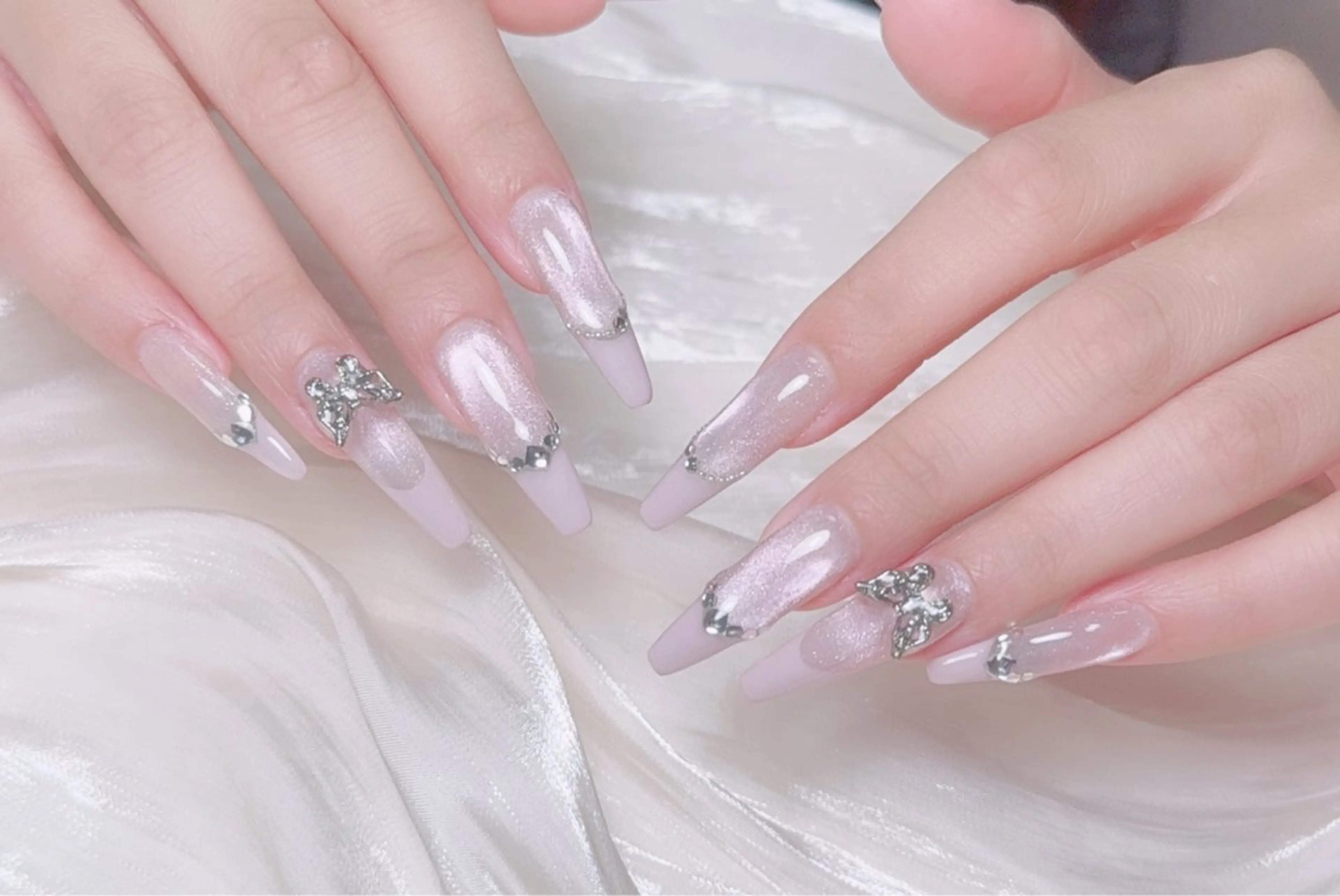 ネイル luna nail ＆eyelashのネイルデザイン