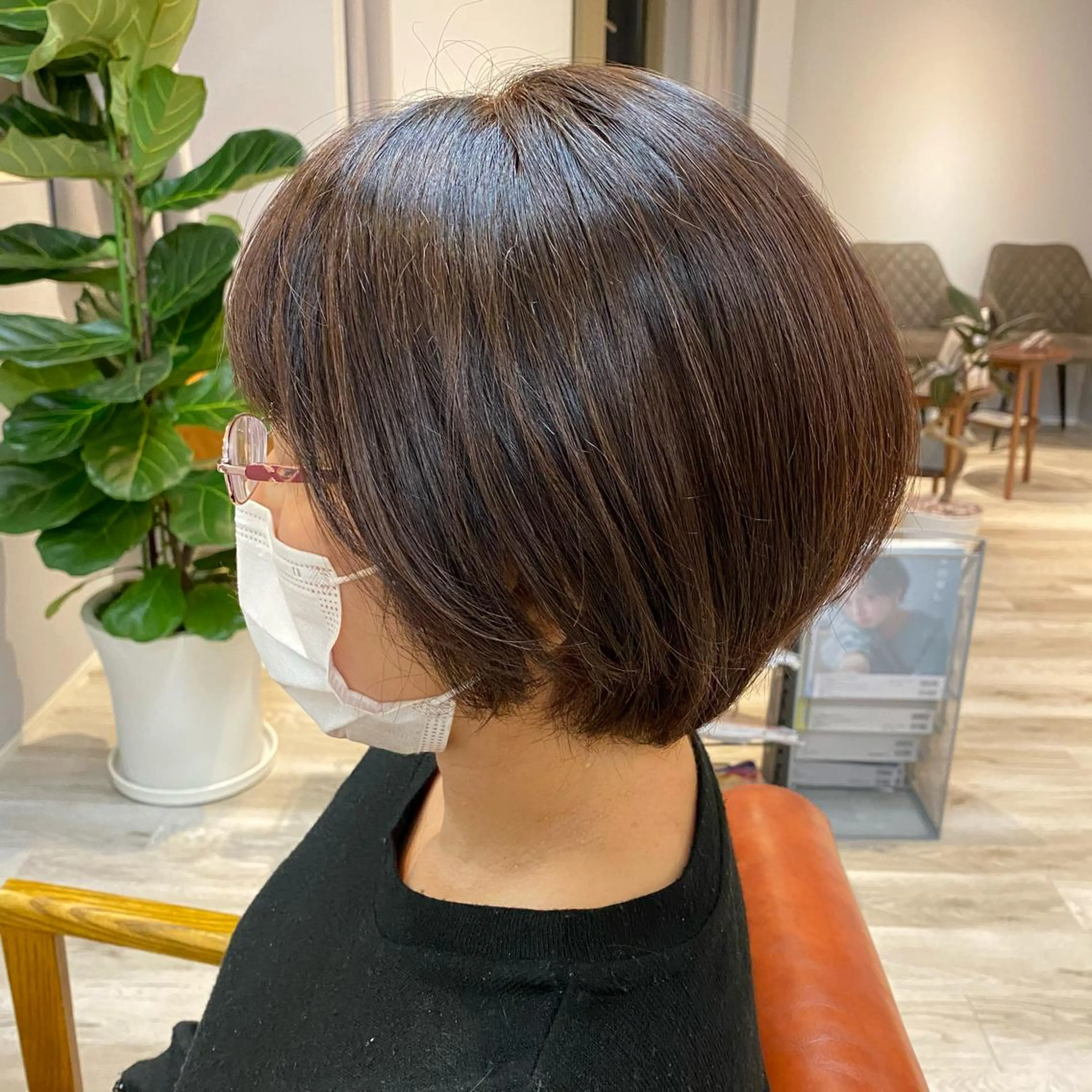 ショート 透明感カラー✨ 酸性ストレート特化のヘアスタイル