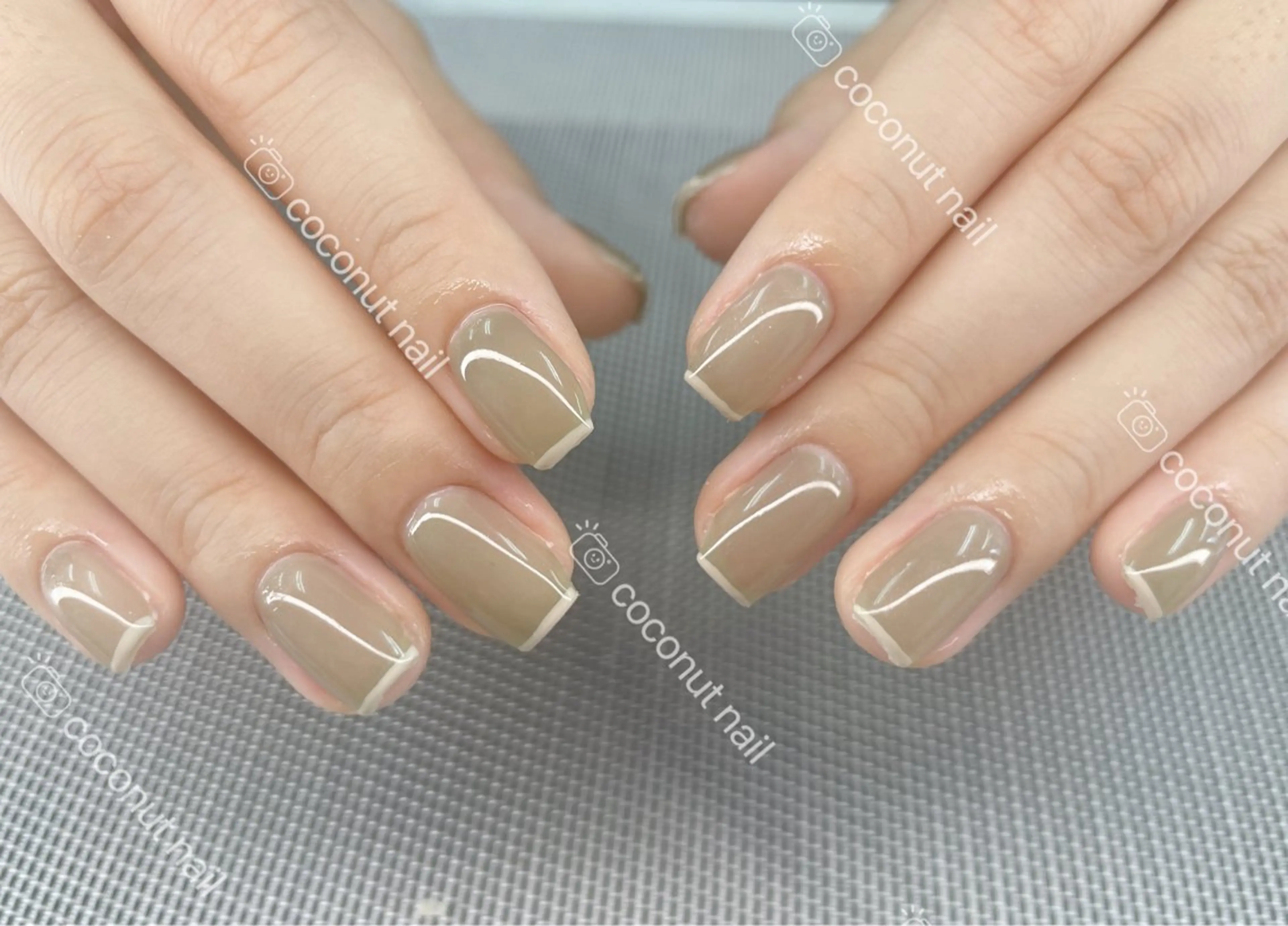 ネイル ハンドネイル 神田 ココナッツのネイルデザイン