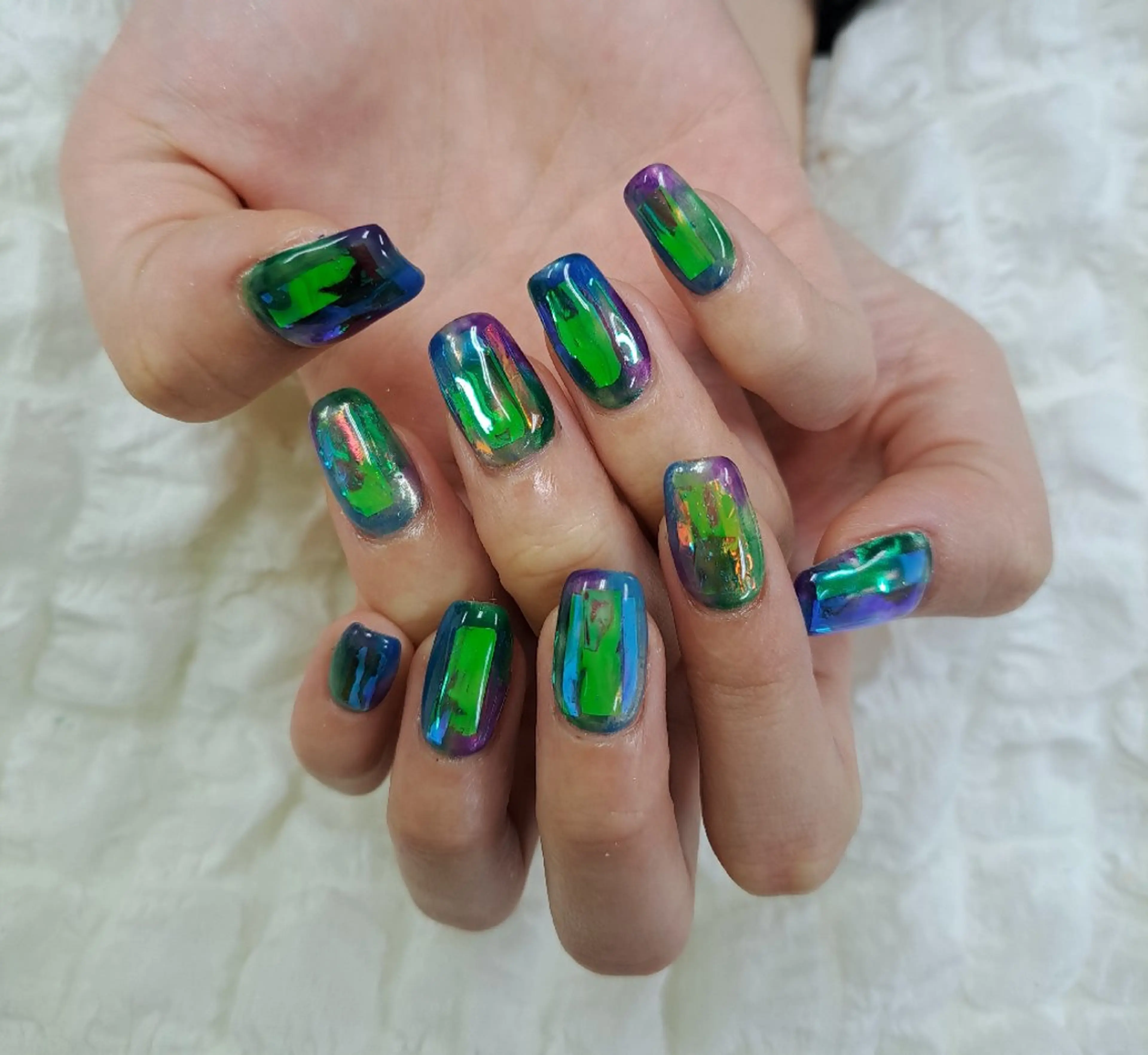 ネイル オーロラネイル チークネイル フレンチネイル ジェルネイル ガーリー 河野ちえ (雑誌掲載サロン)のネイルデザイン