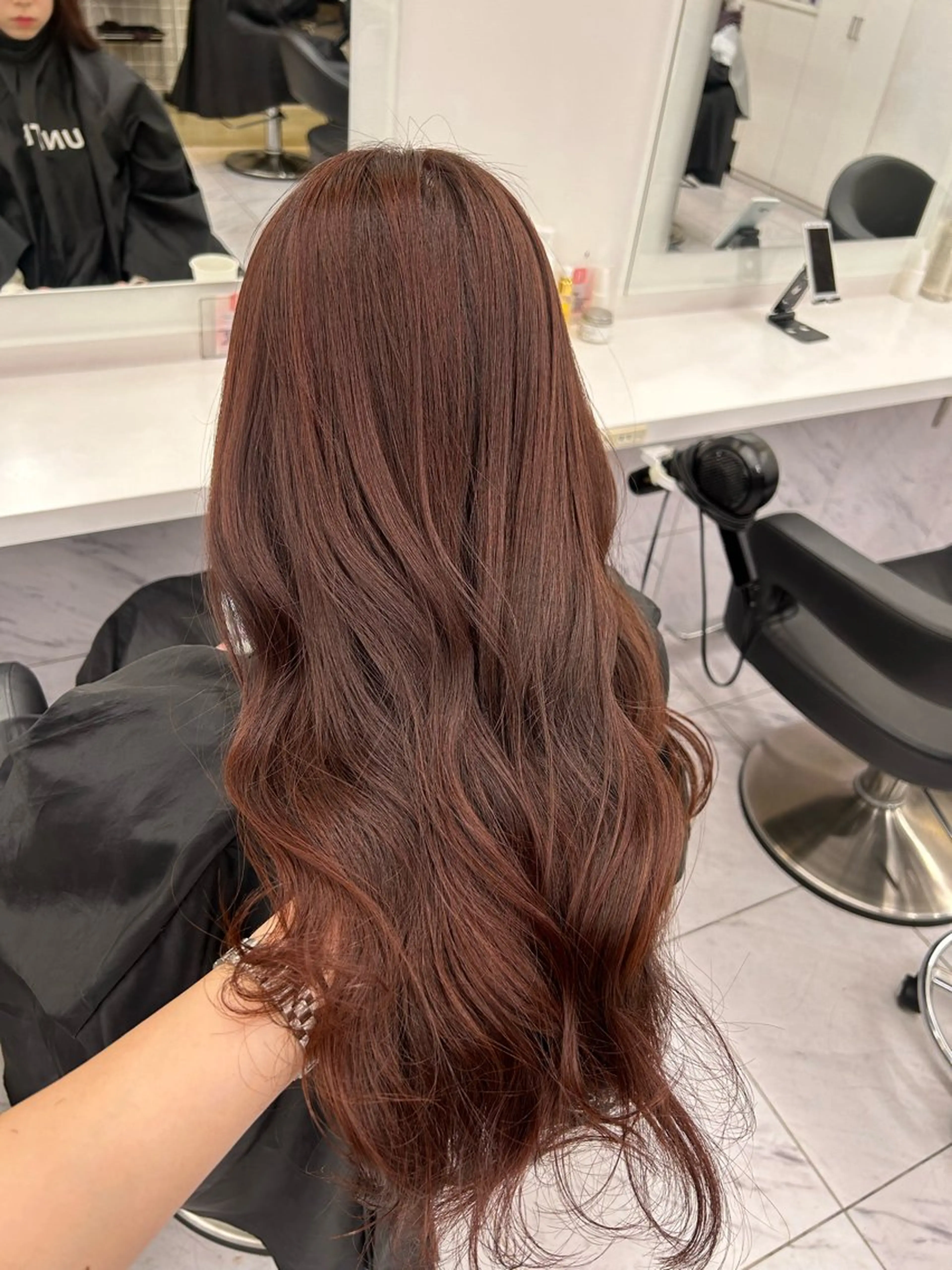 カラー 透明感ベージュ🤎 ナチュラルレイヤーのヘアスタイル