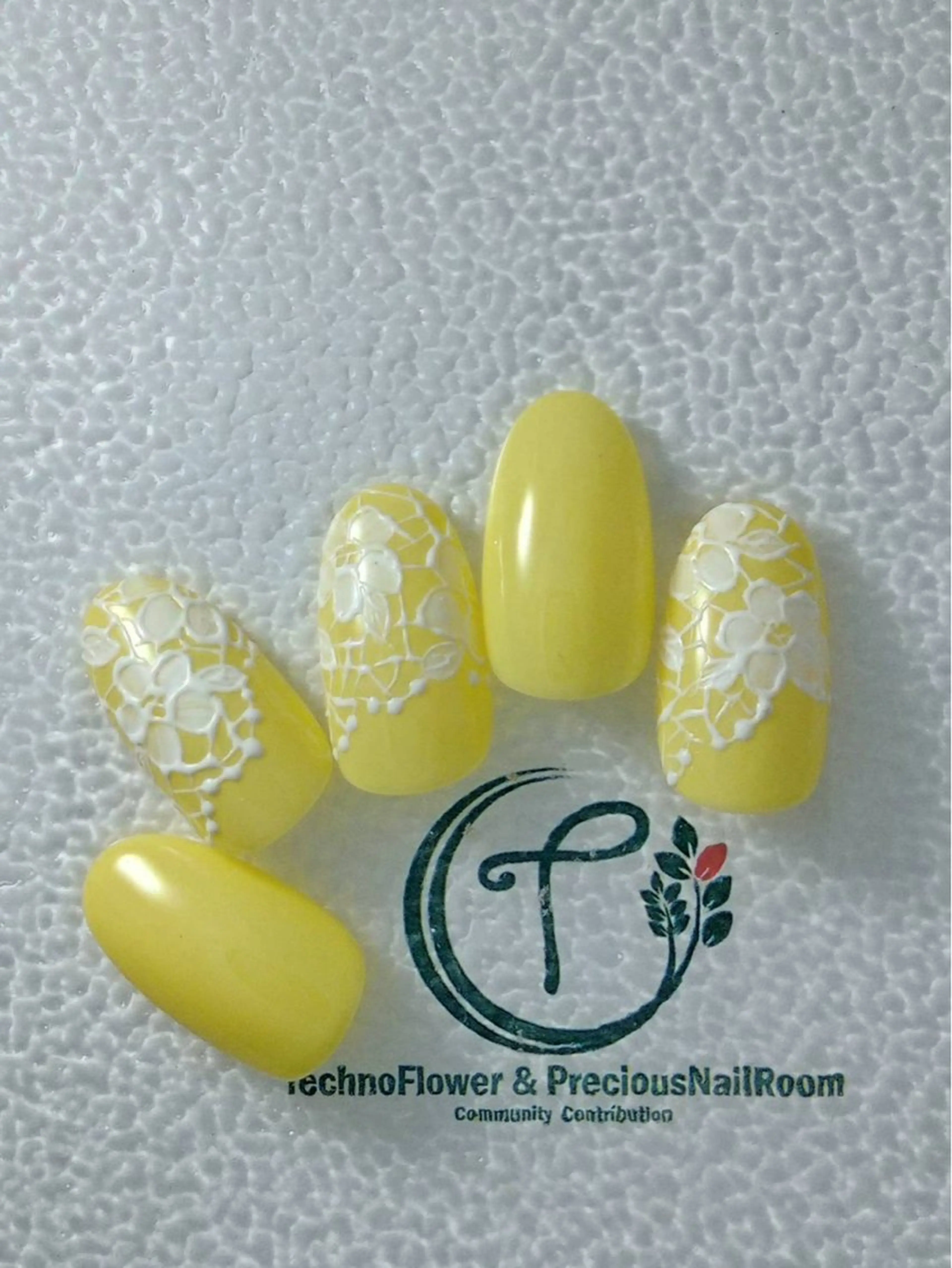 ネイル フラワーネイル precious nail room所属・precious nail  roomのネイルデザイン