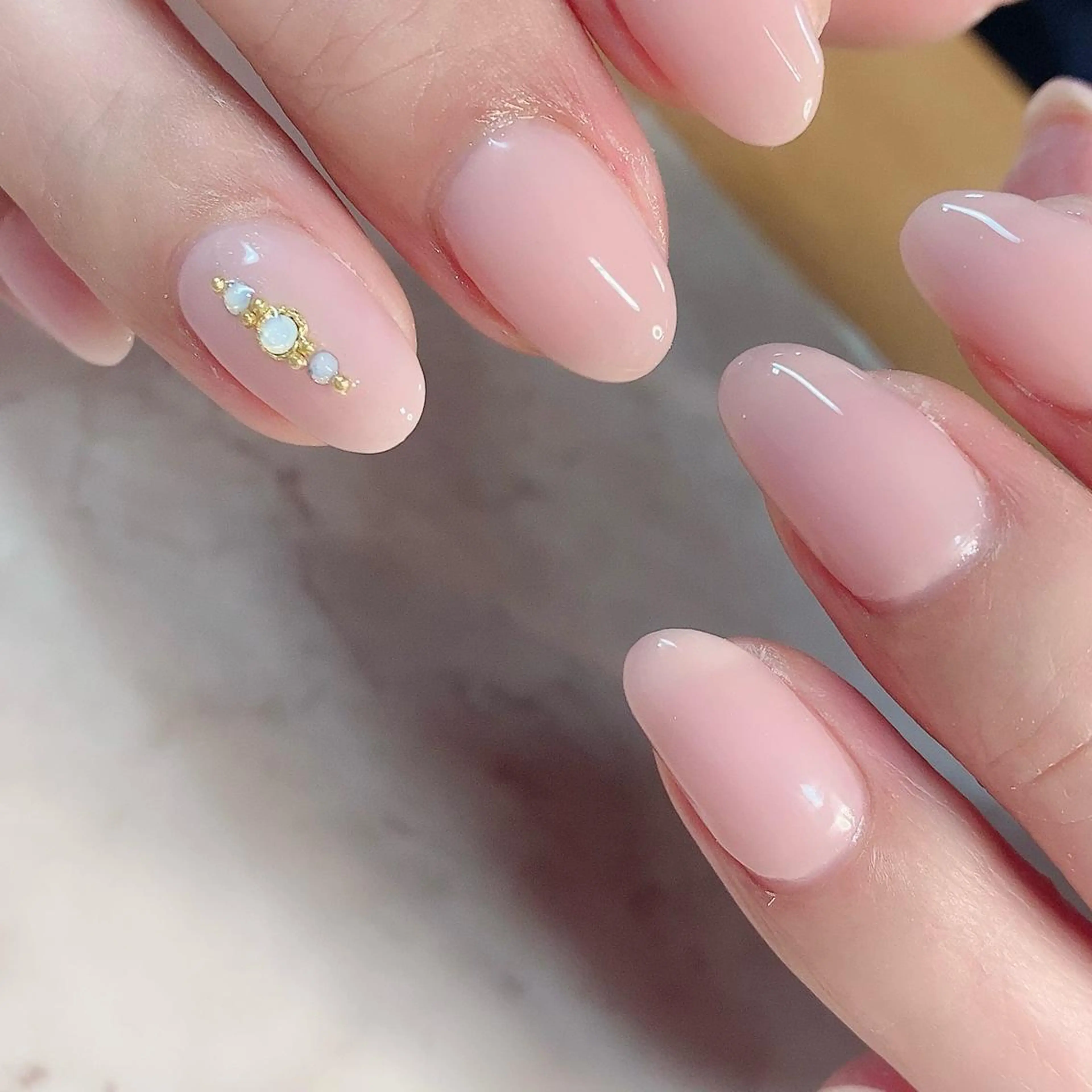 ネイル ストーンネイル le’a所属・Le'a nail&eyesのマツエク・マツパデザイン