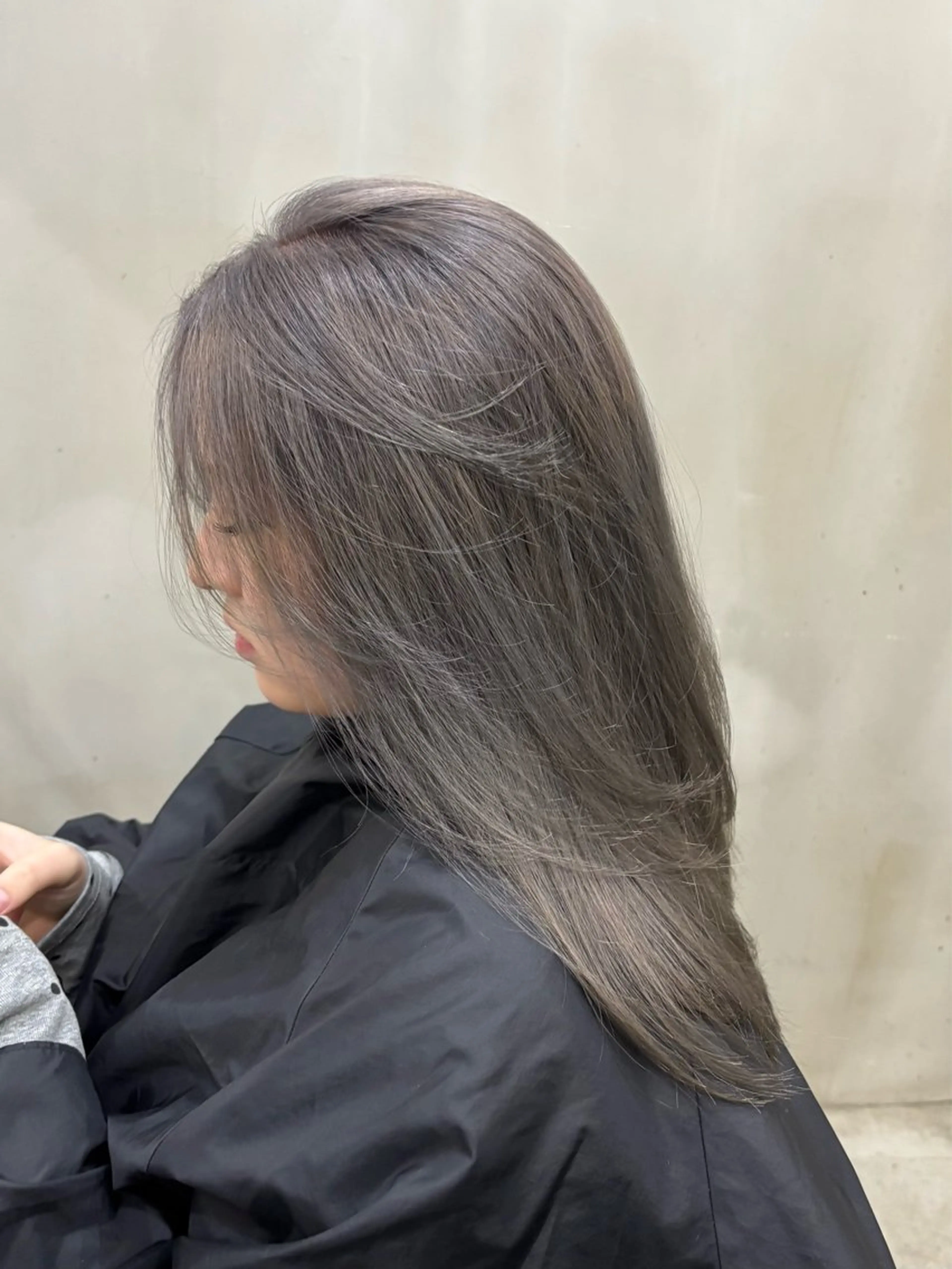 セミロング カラー ブリーチ ヘアカラー VOYAGE所属・中園 康のヘアスタイル