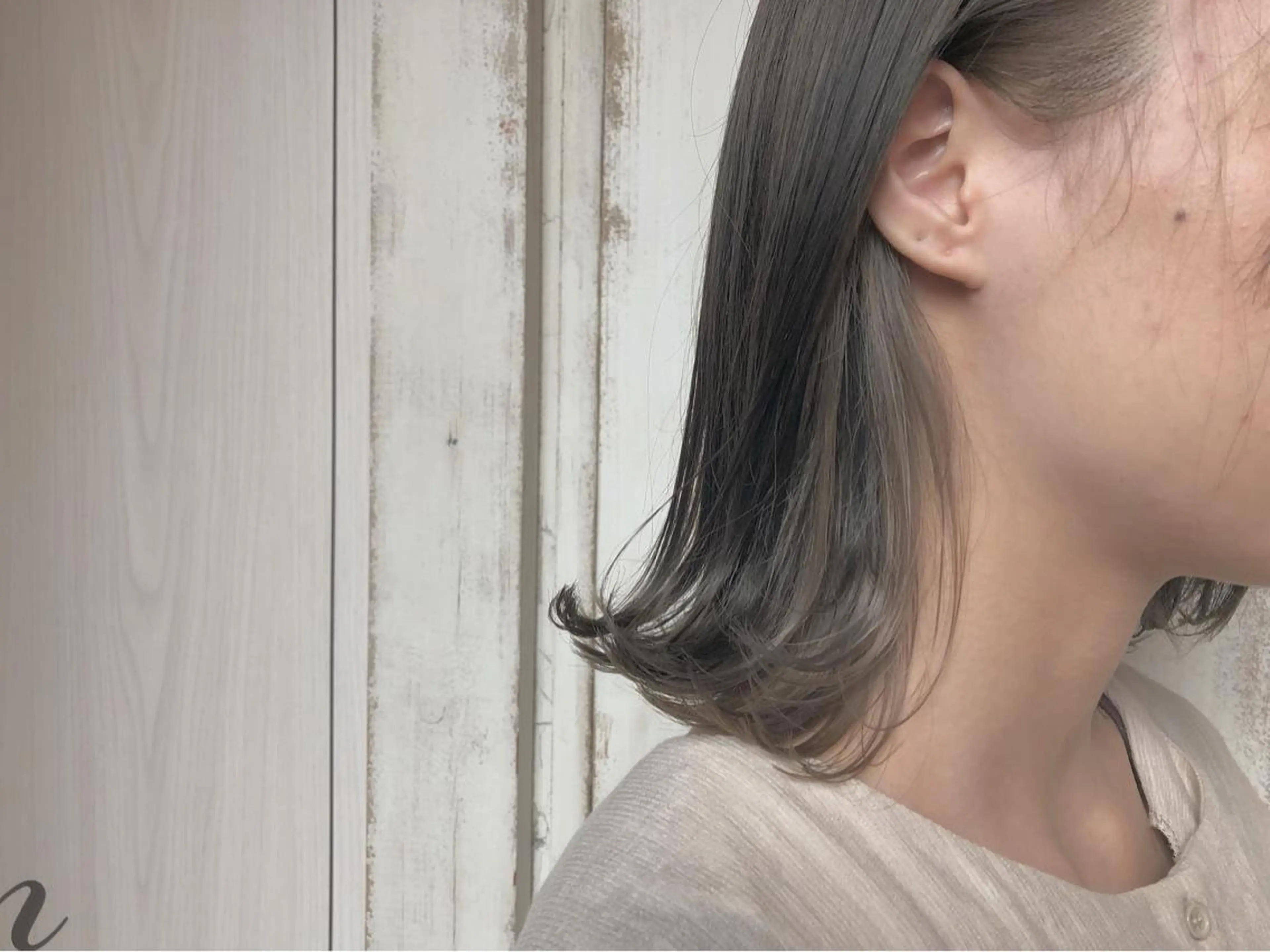 ミディアム カラー ベージュカラー ブリーチ ケアブリーチ 透明感カラー ホワイトベージュ パ ルのヘアスタイル