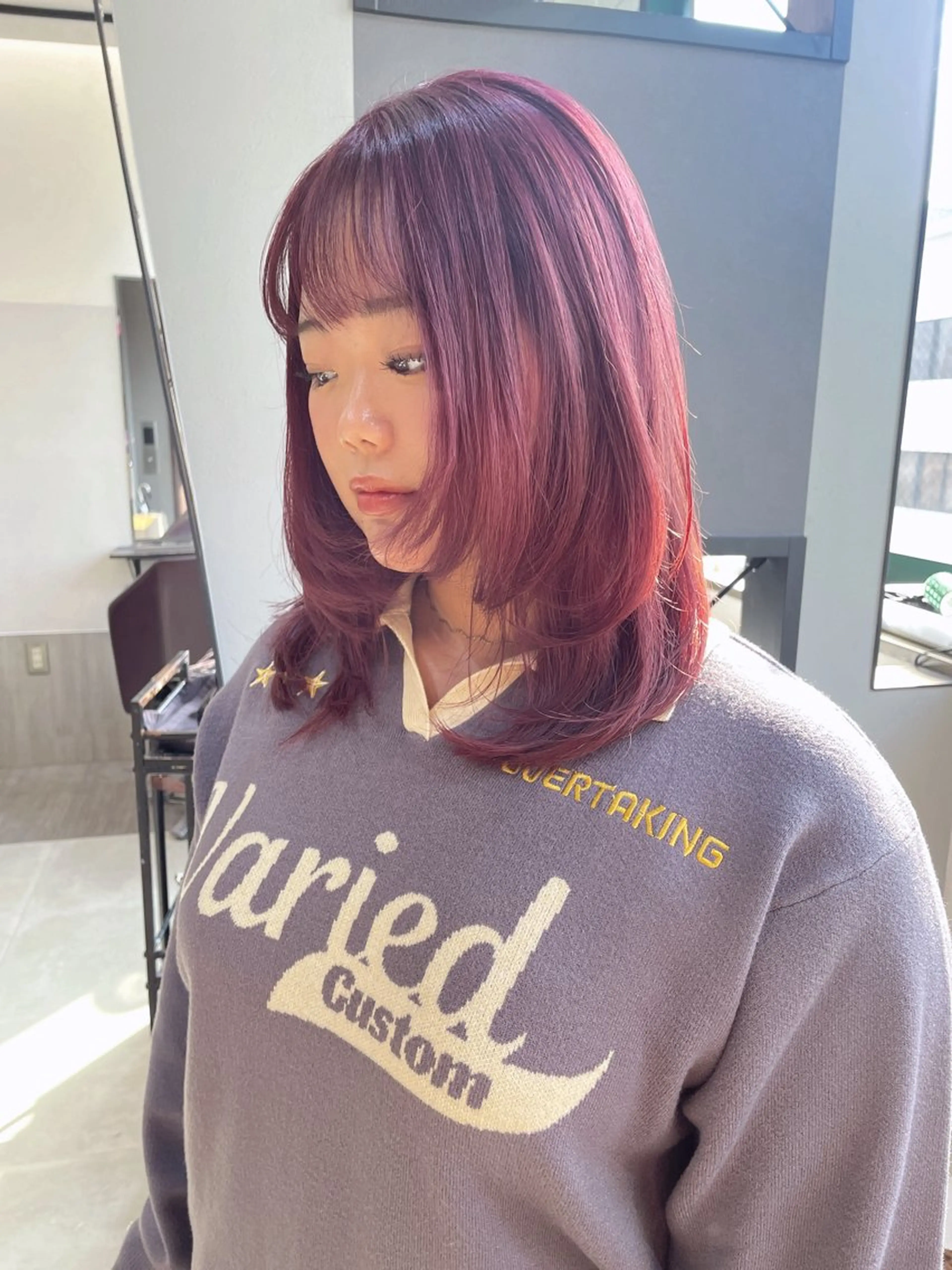 セミロング カラー レイヤーカット AIRI layer cut hairのヘアスタイル