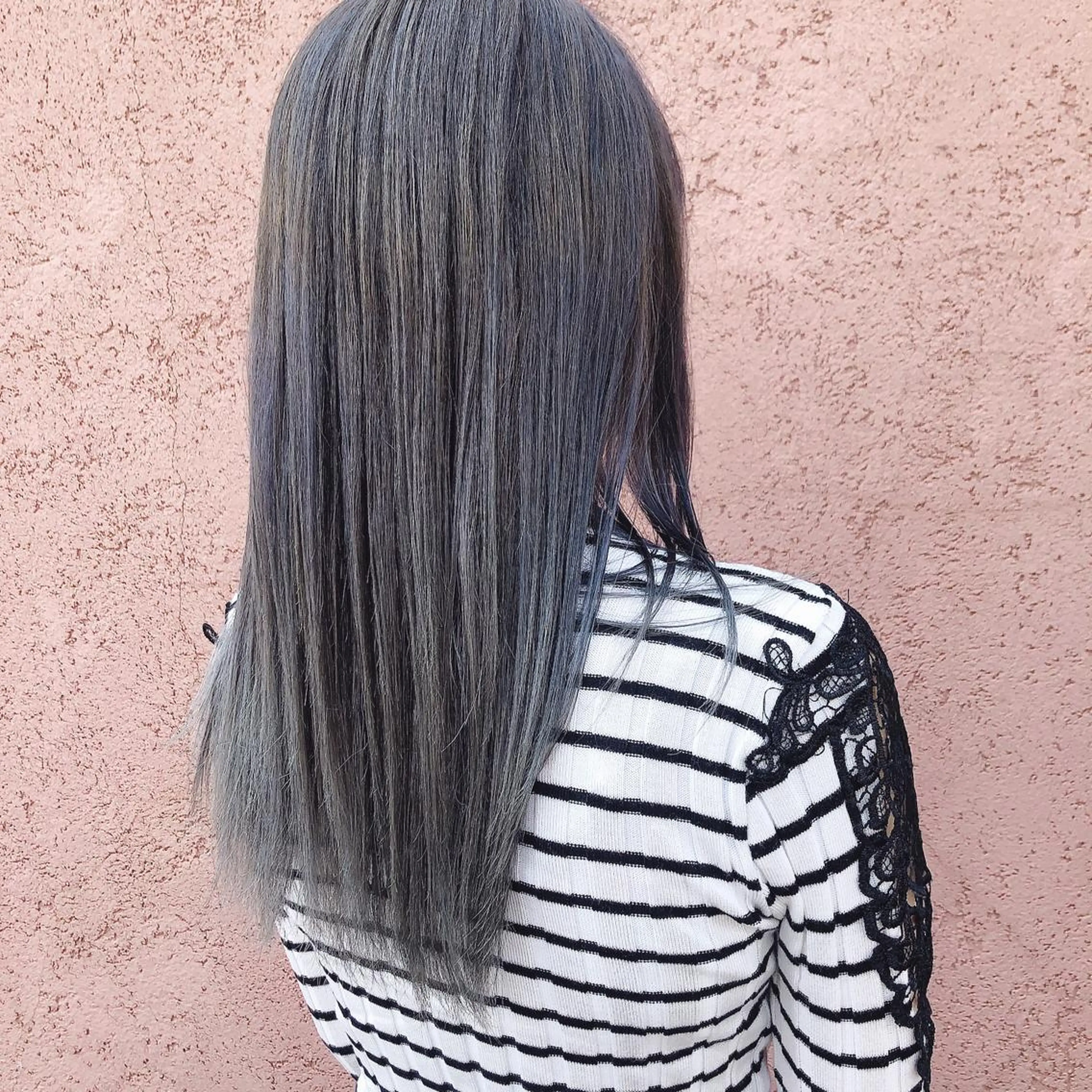 ロング カラー 杉野 まみのヘアスタイル