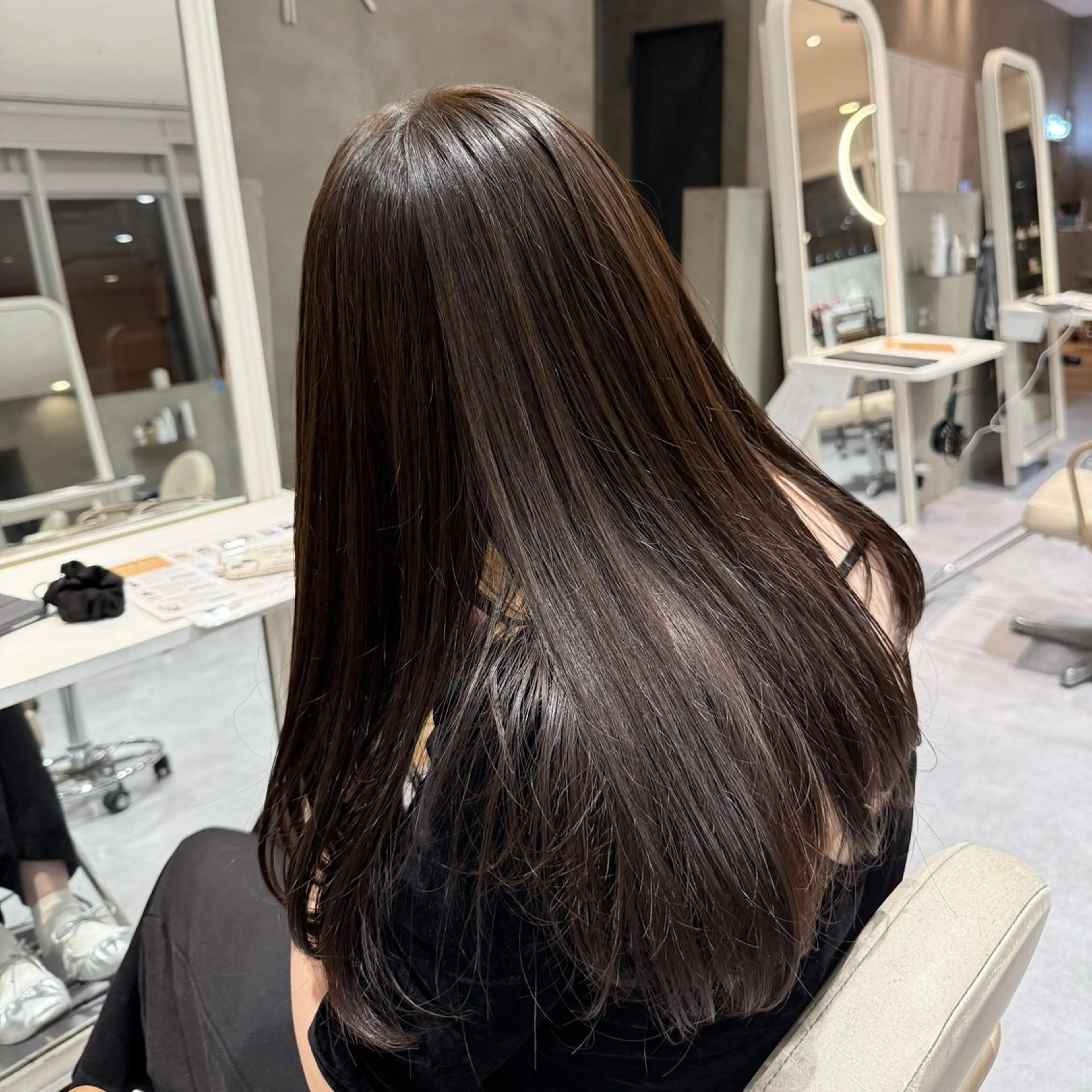 カラー Atoro所属・ブリーチ｜レイヤー ｜honokaのヘアスタイル