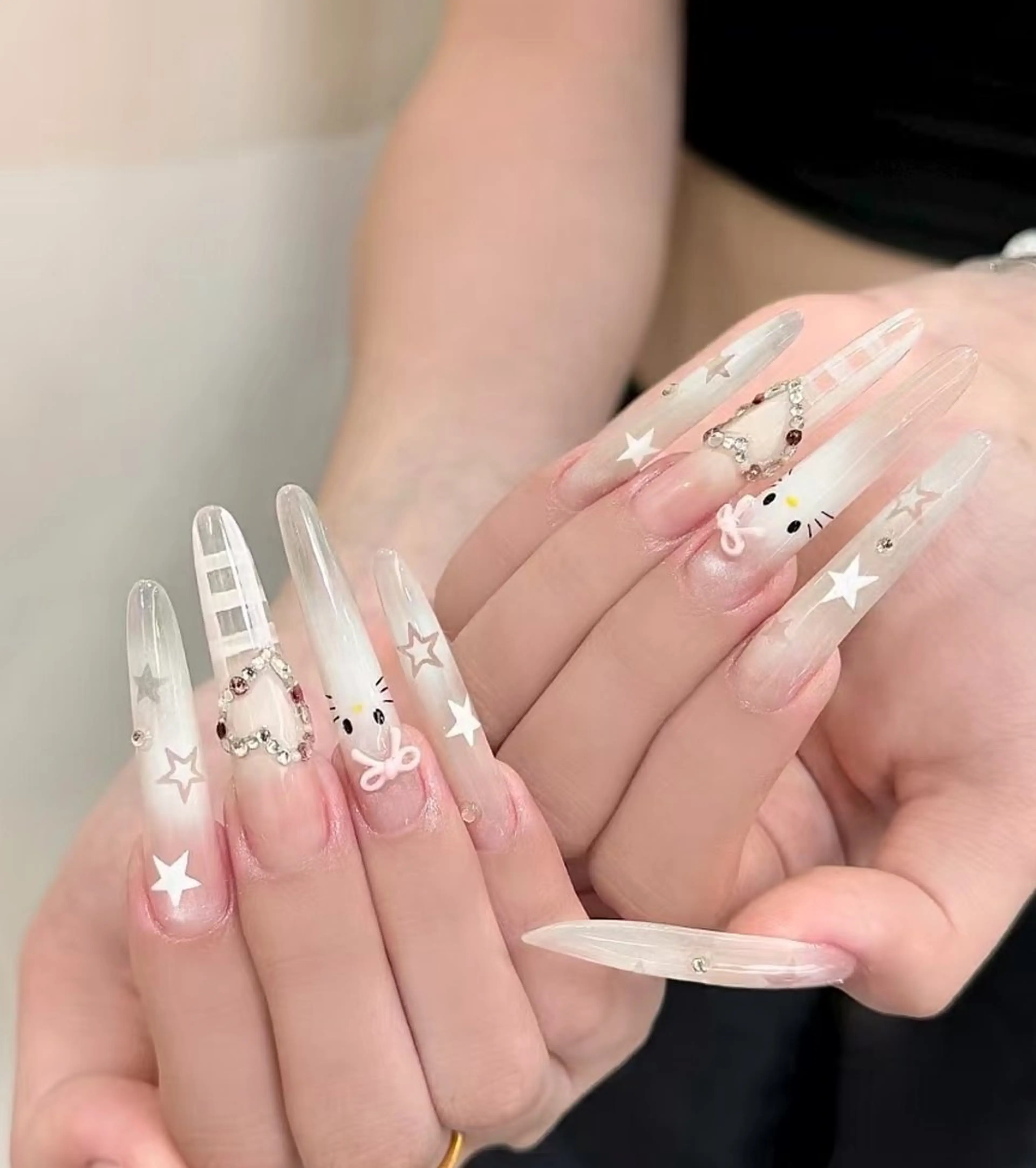 ネイル ハンドネイル 安田 友梨のネイルデザイン