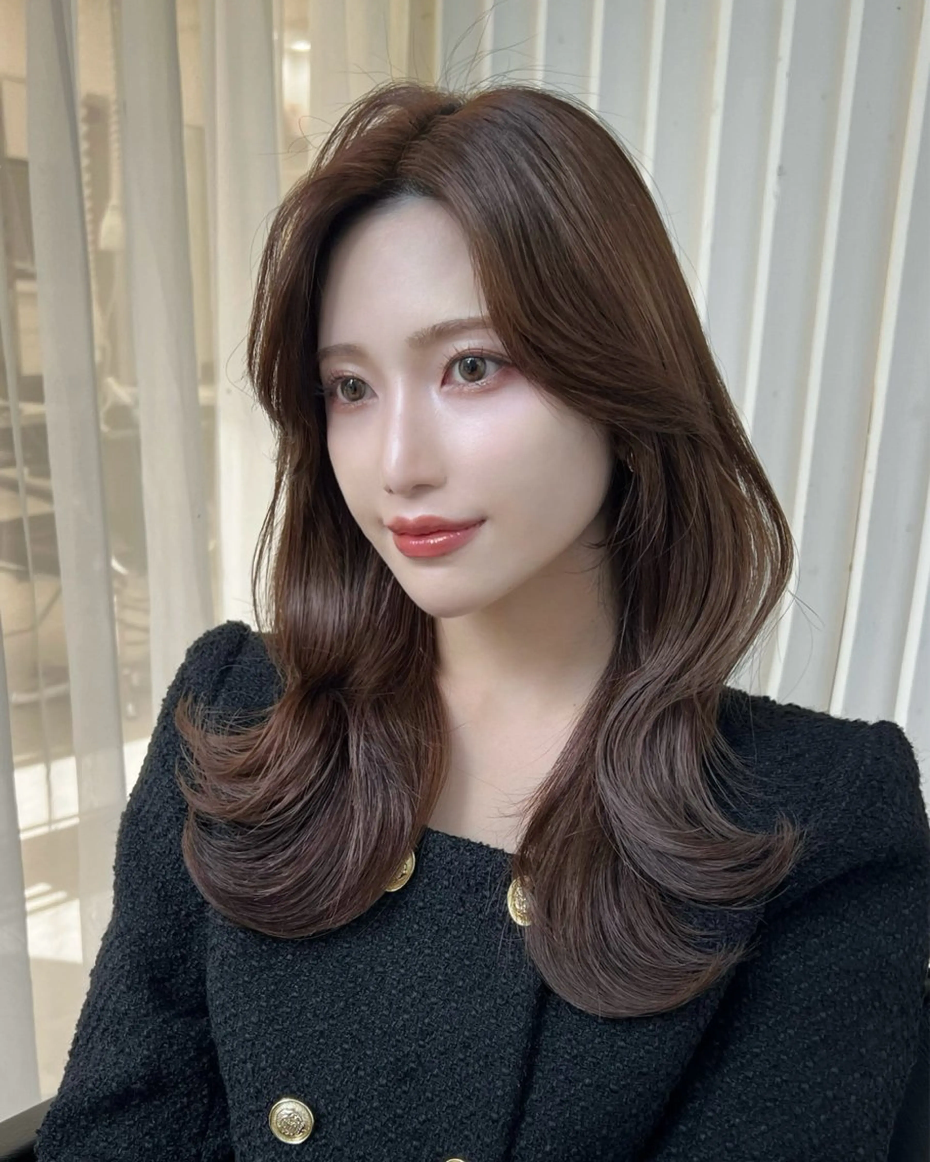 セミロング カット ヘアカラー トリートメント 映える顔まわり/前髪 特化 💗 ユキマのヘアスタイル