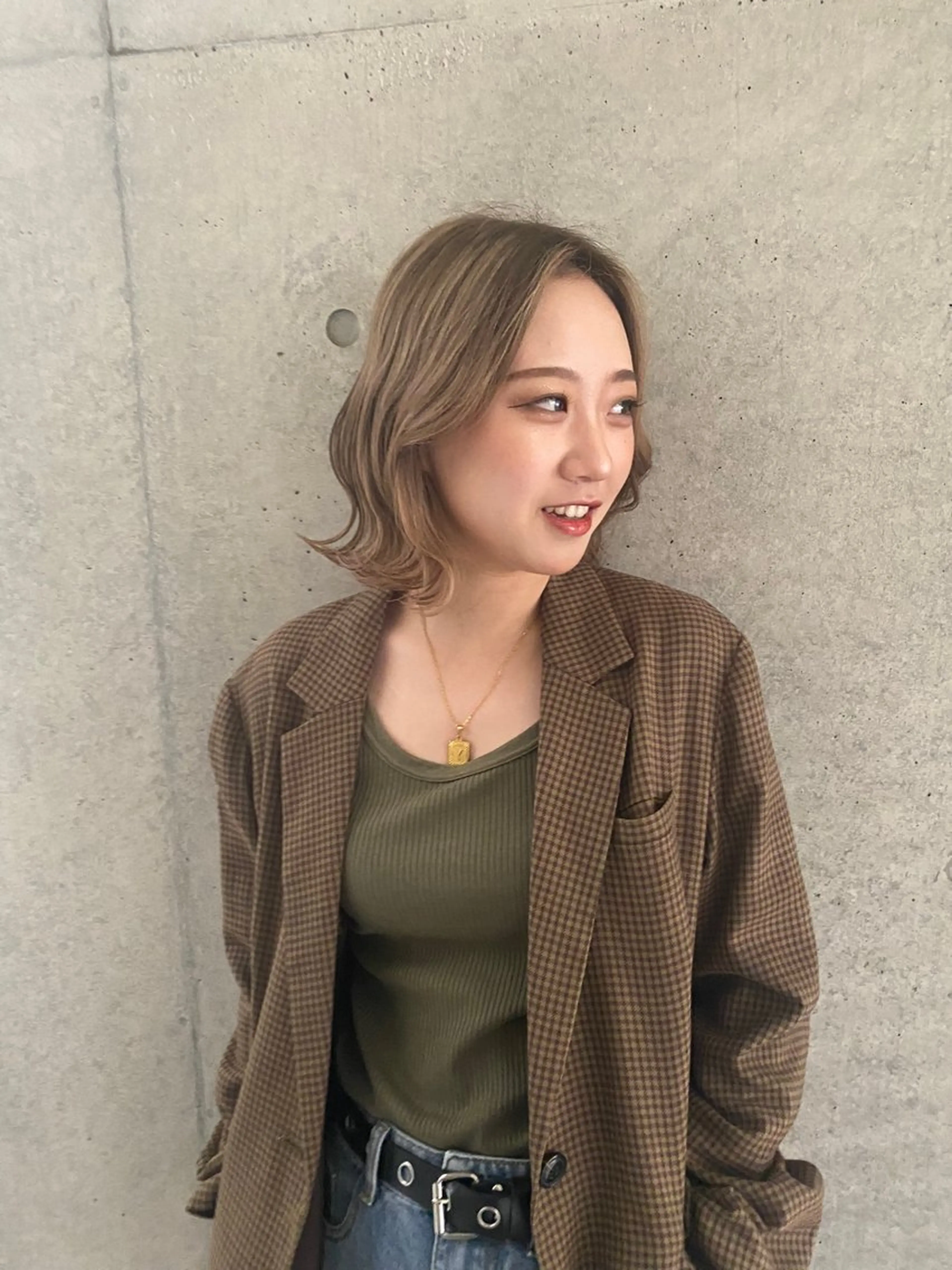 ミディアム カラー ヘアアレンジ ブリーチ 透明感カラー ヘアカラー トリートメント 韓国ヘア sasugaのヘアスタイル