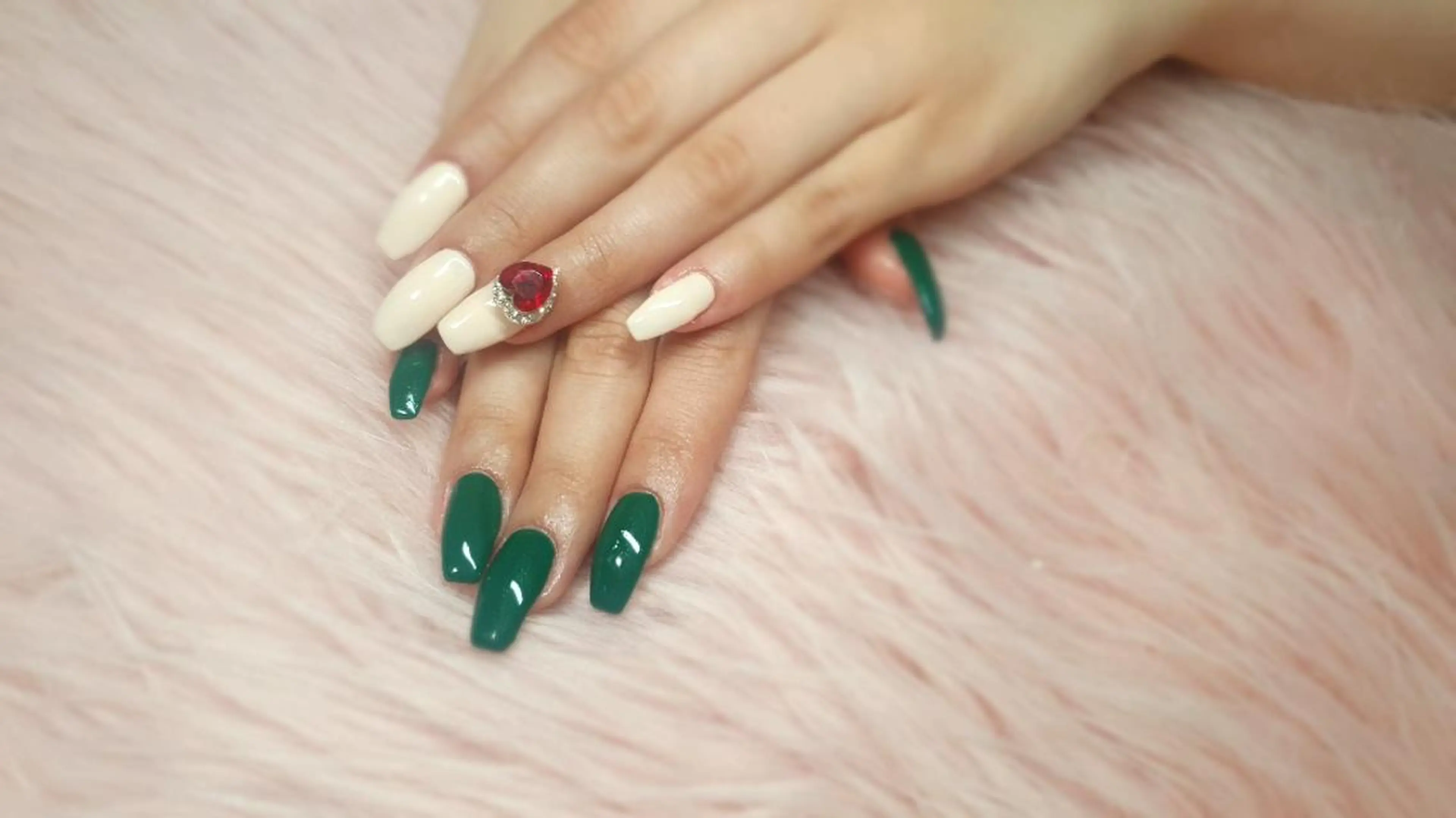 ネイル Salon de dahan所属・SALON DE DAHANのネイルデザイン