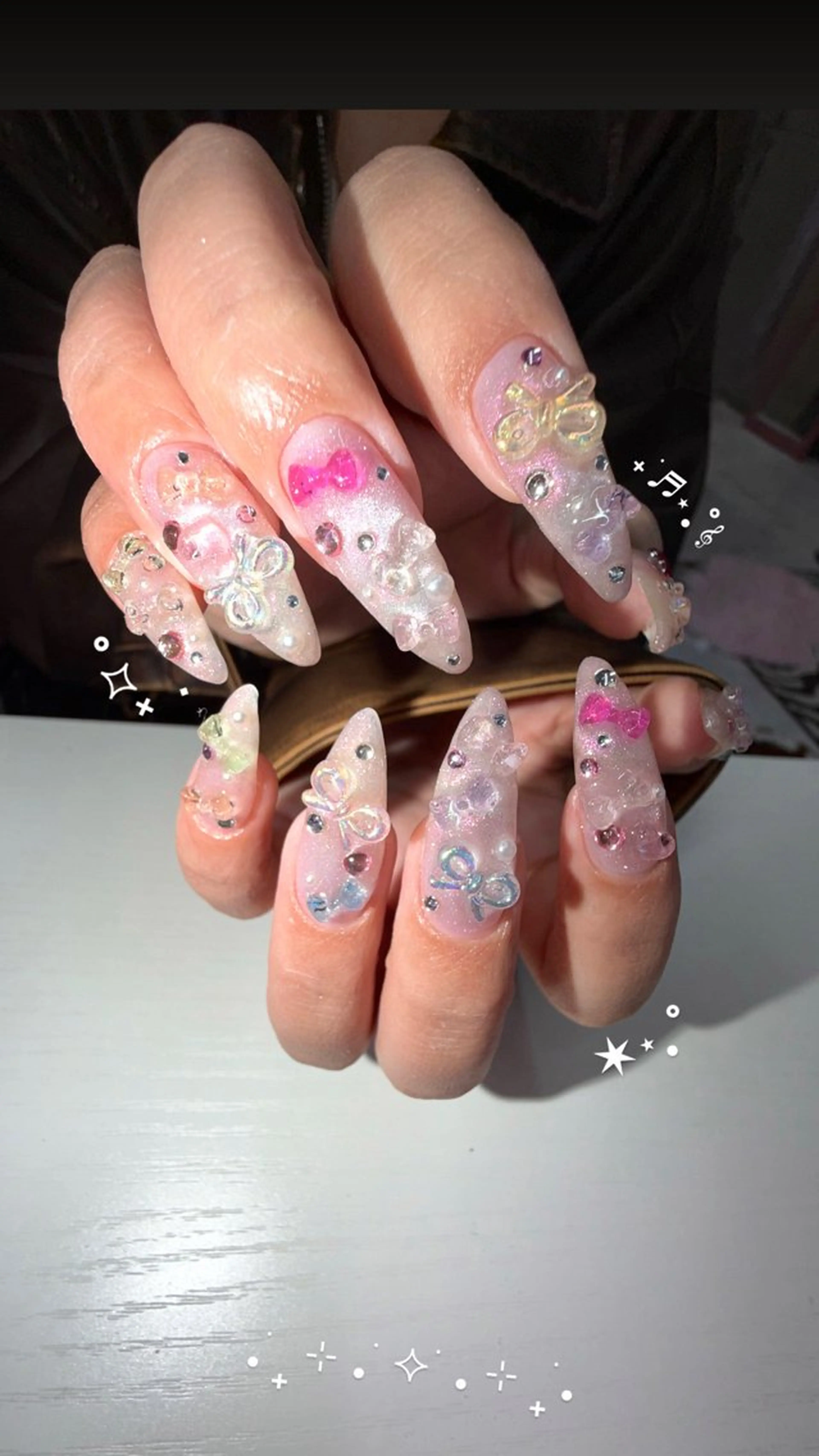 ネイル ロングネイル マグネットネイル ハンドネイル yuna@ mavie練習生☘️のネイルデザイン
