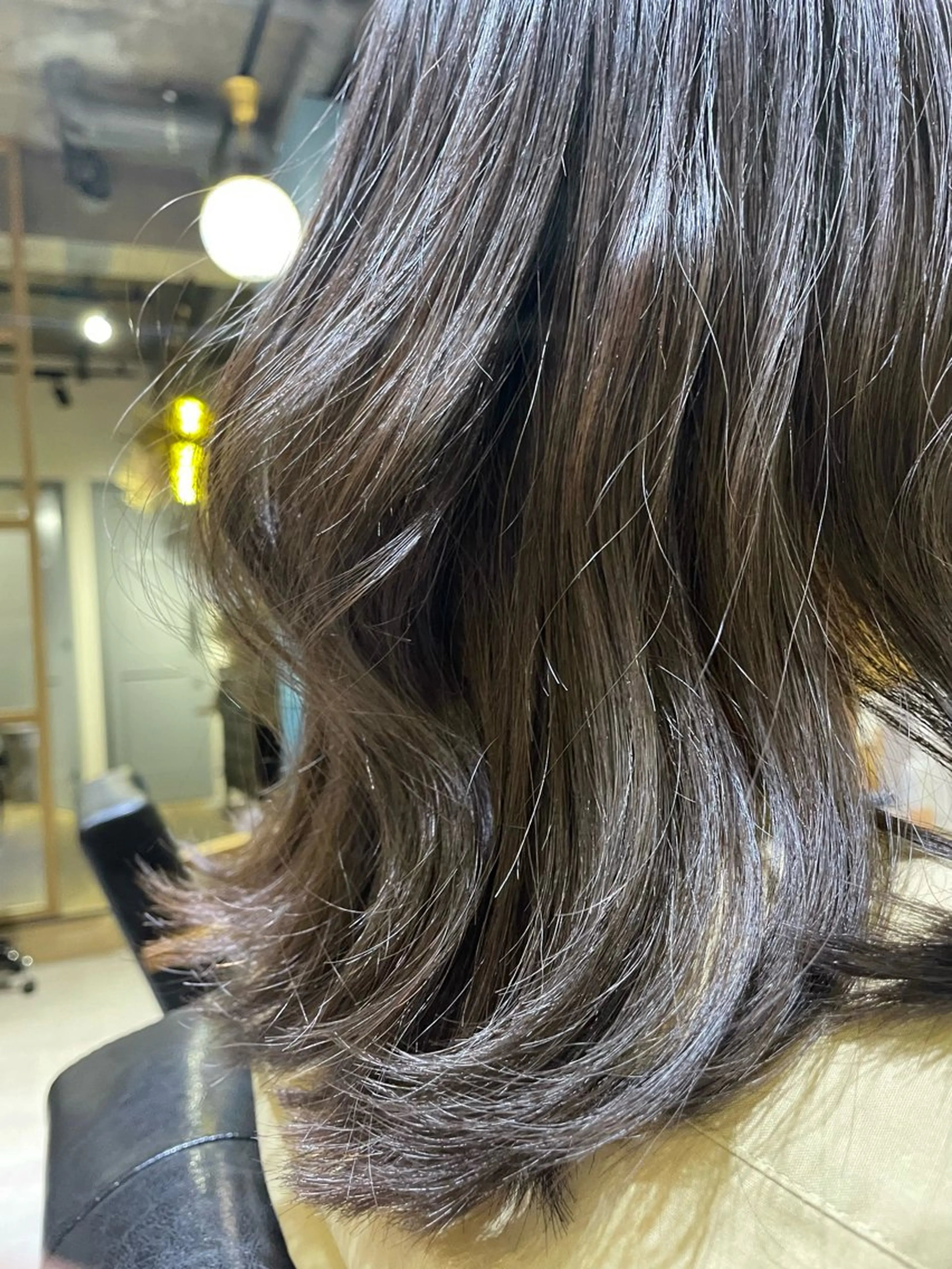 カラー ブラウンカラー あきば まゆのヘアスタイル