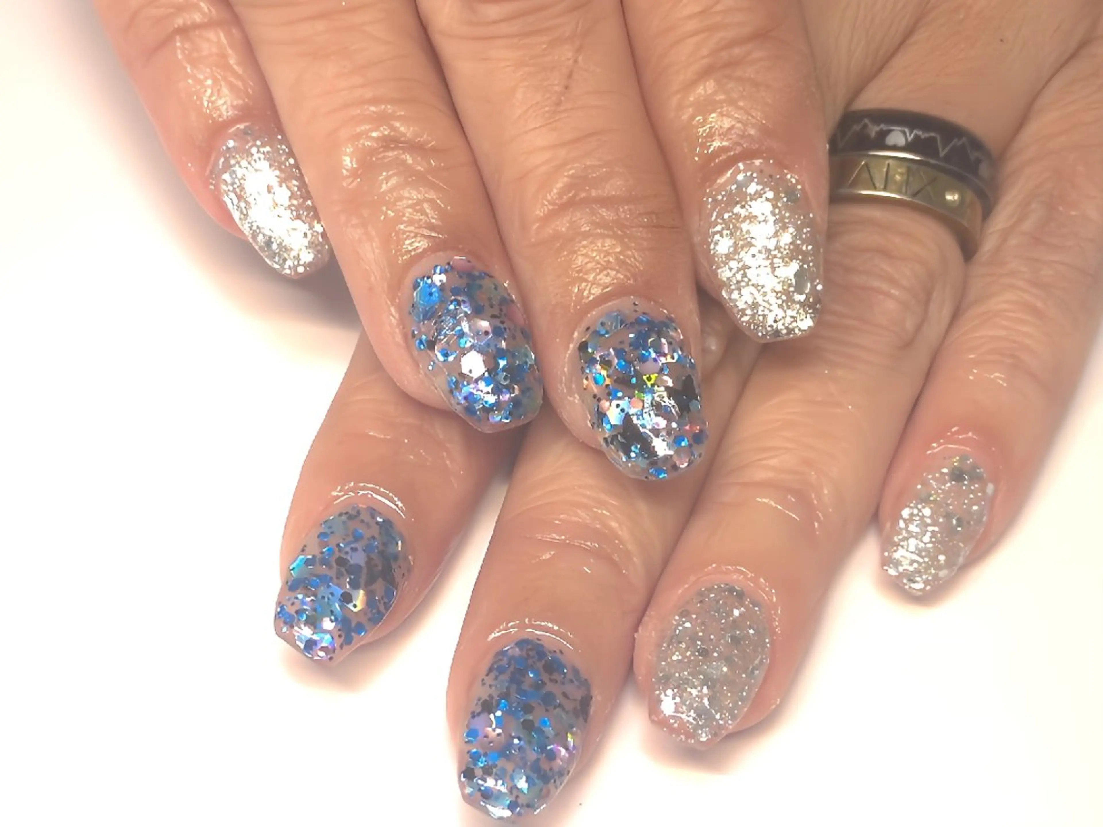 ミディアム AQUA nailのネイルデザイン