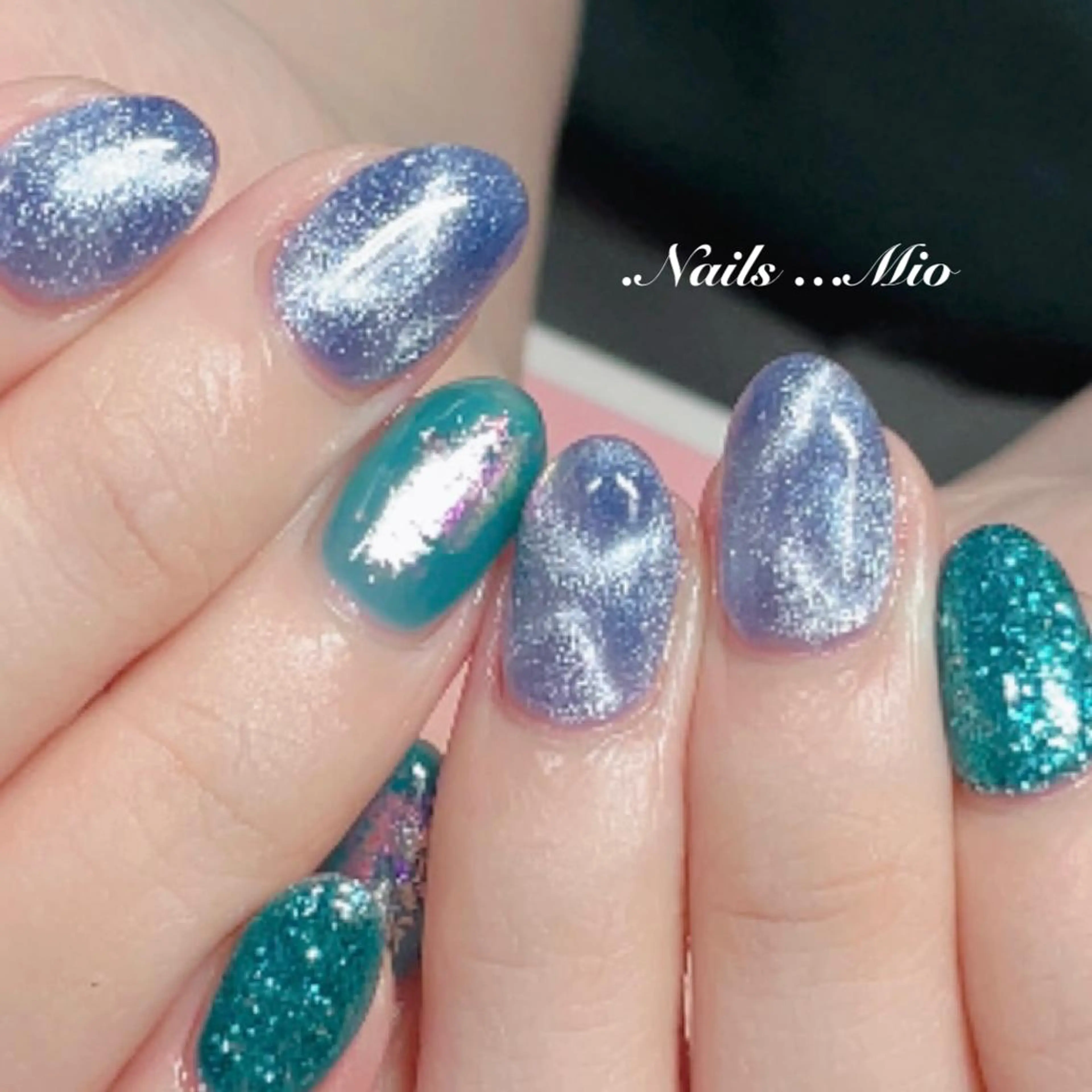 ネイル キラキラネイル マグネットネイル .Nails Mio 赤羽西ネイルサロンのネイルデザイン