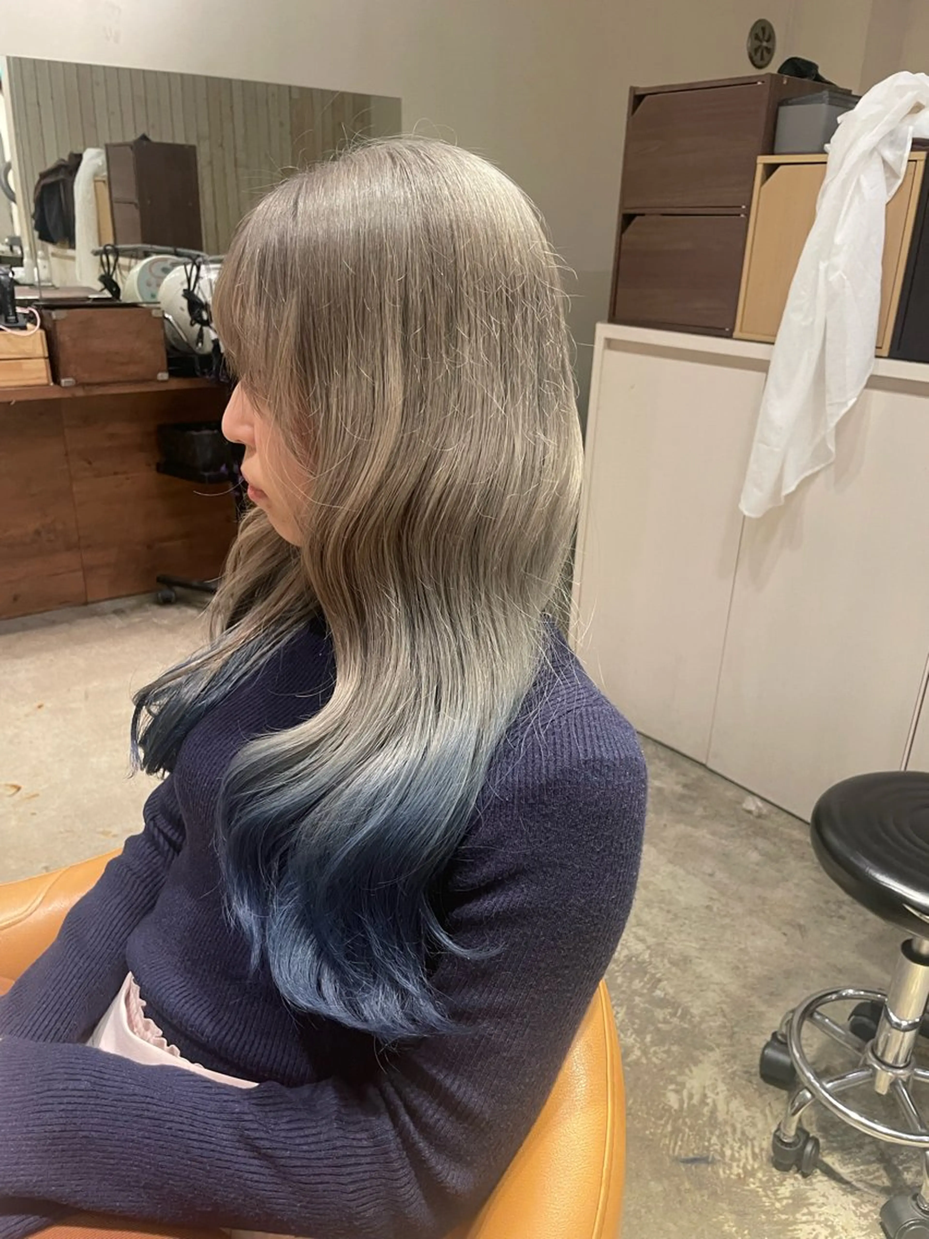 ロング カラー ブルーカラー グラデーションカラー カット ヘアカラー トリートメント EARTH菊名店👾 ひらのすぐるのヘアスタイル