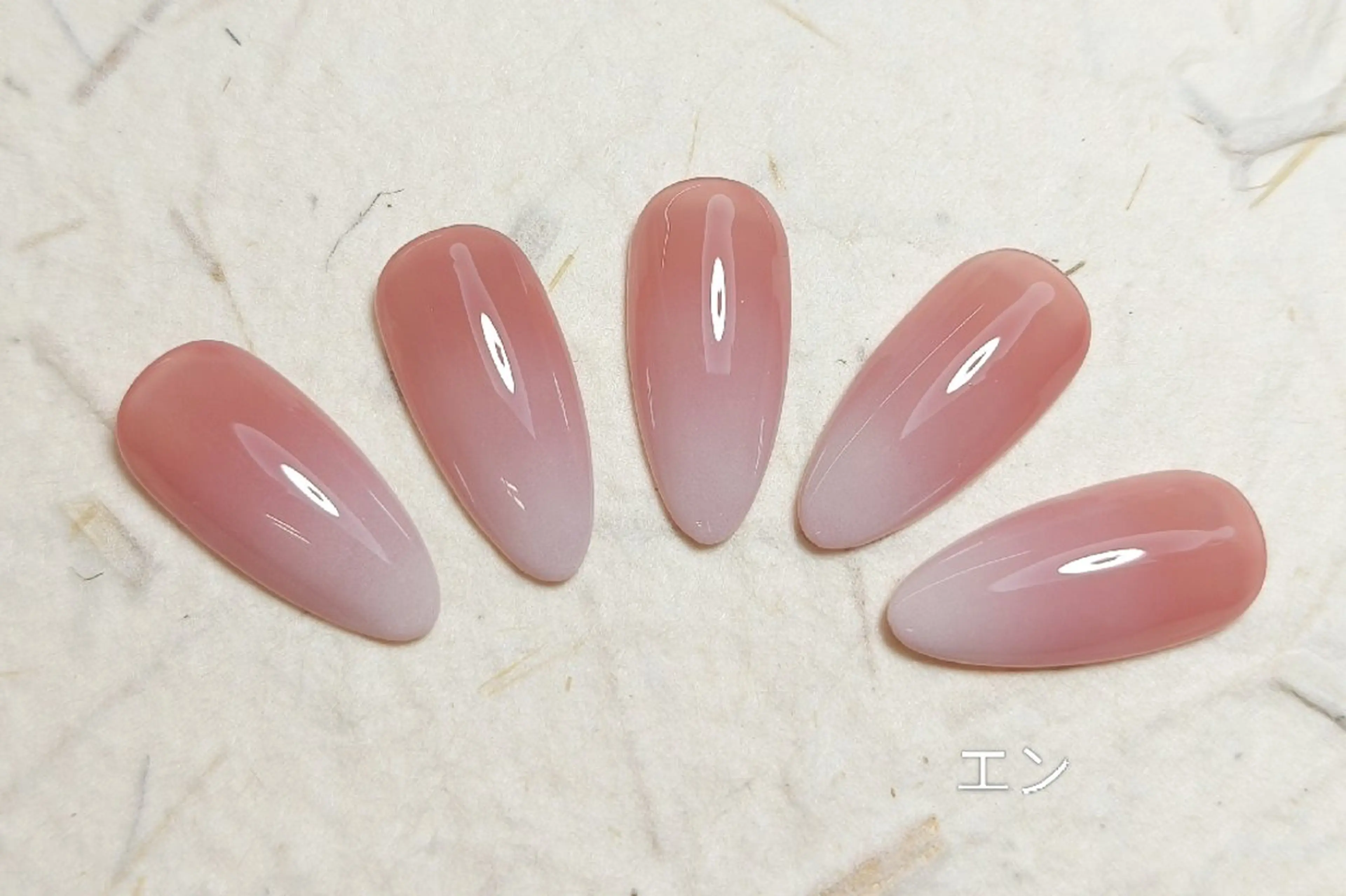 ネイル ハンドネイル エ ンのネイルデザイン