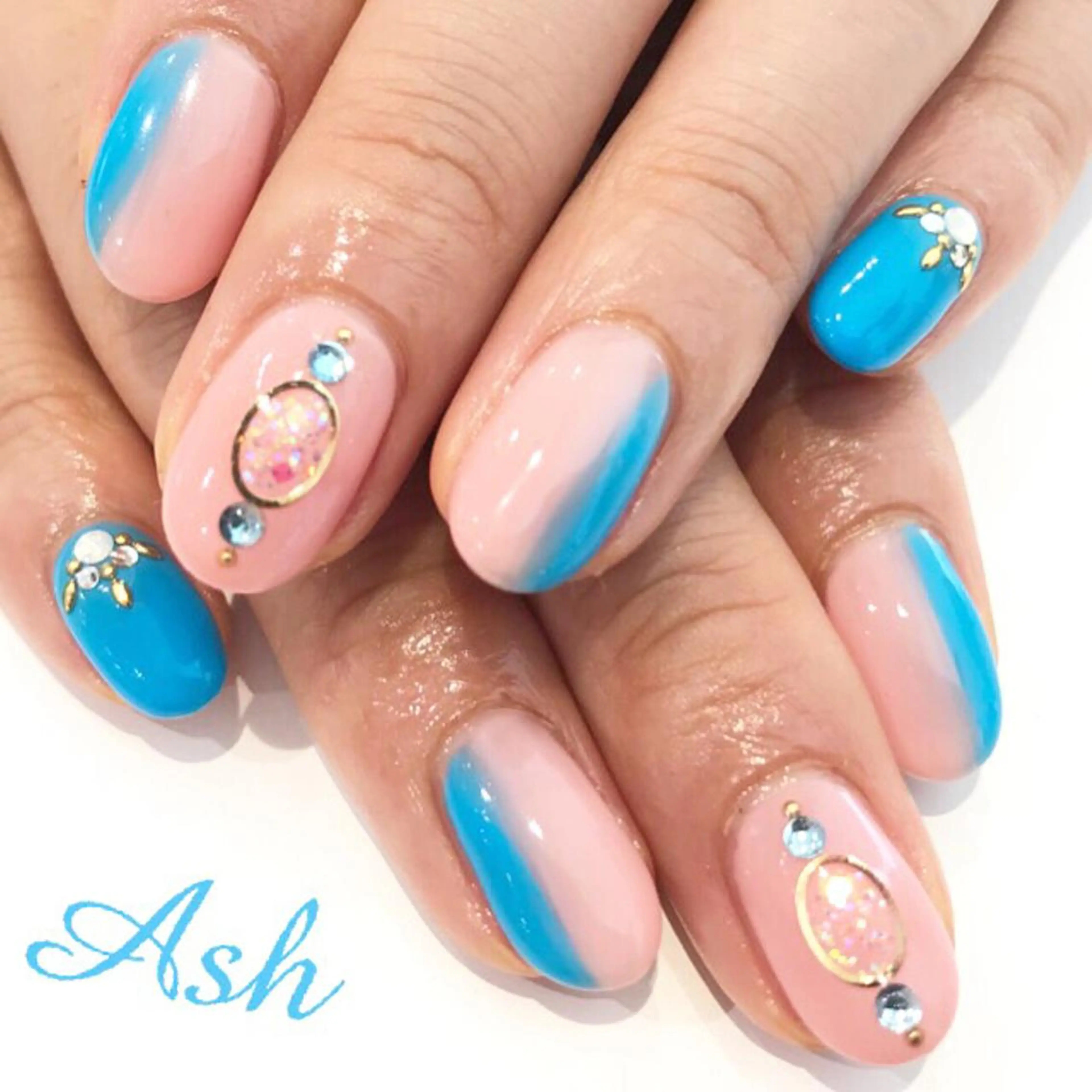 ネイル ワンカラーネイル 🩵NORIKO 上品ネイルが得意🩵のネイルデザイン