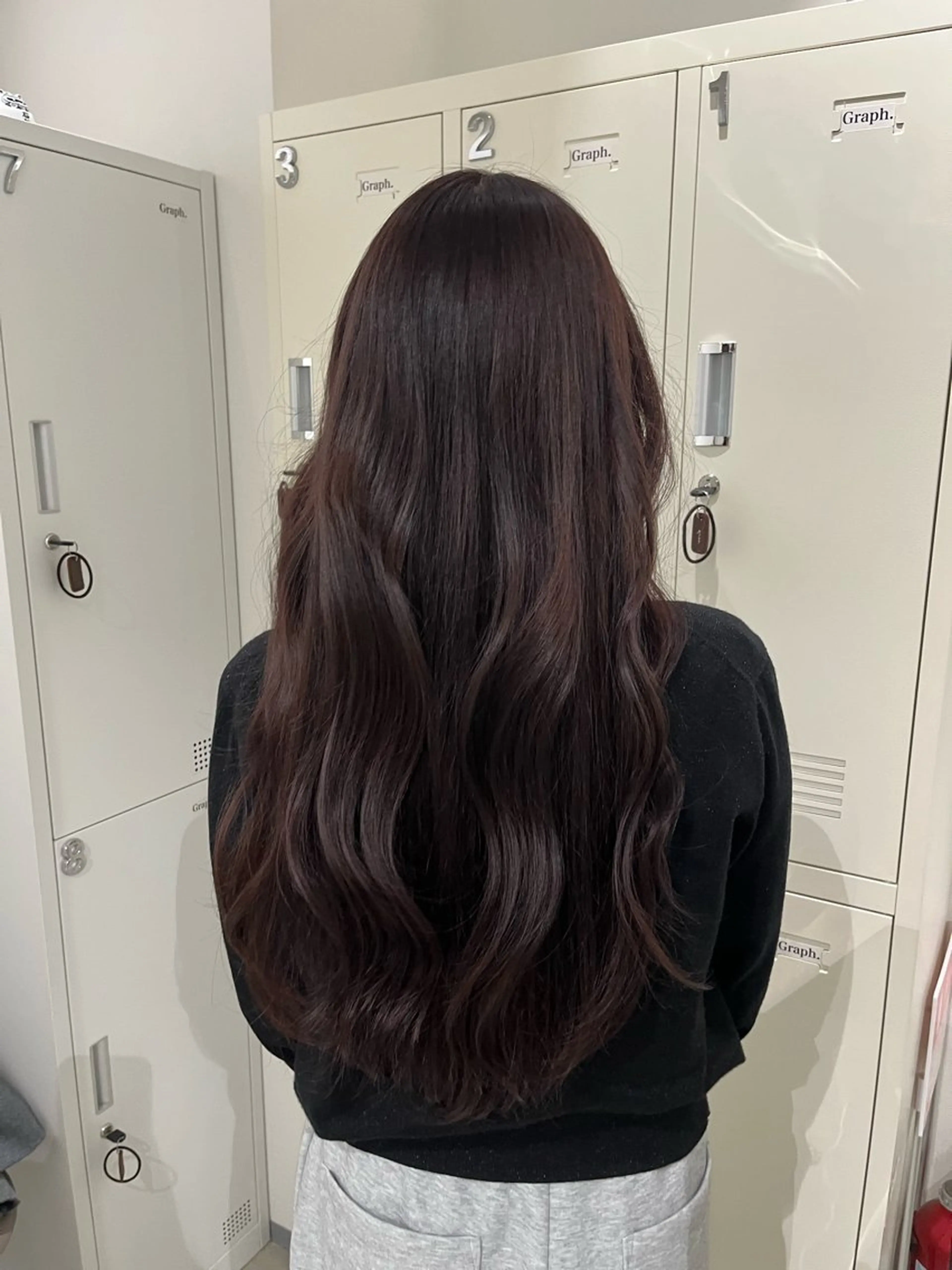 ロング カラー 原口 桃歌のヘアスタイル