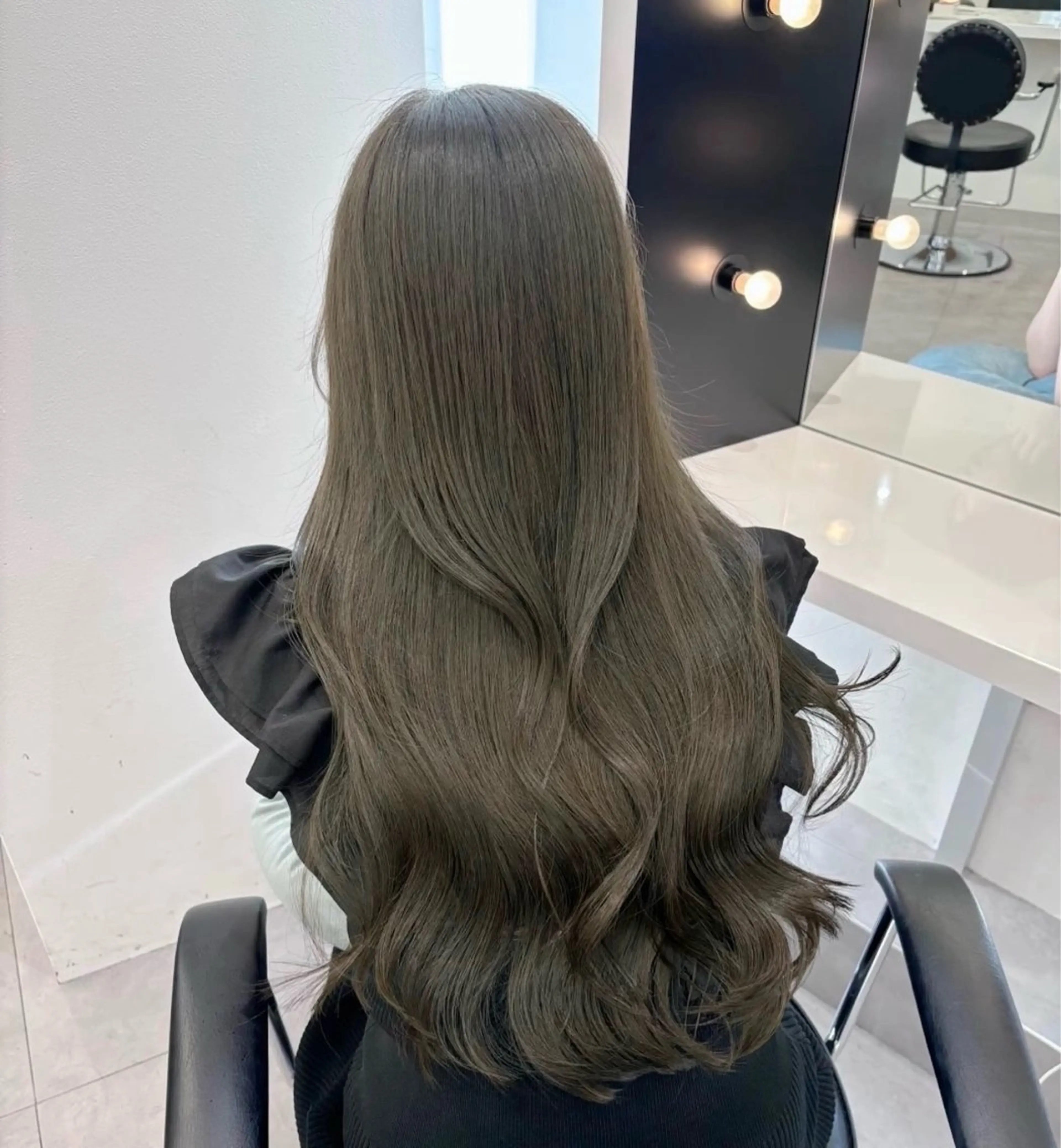 ロング ボブ 顔まわりレイヤー 顔周りカット 髪質改善 韓国風ヘア 松井 にこのヘアスタイル