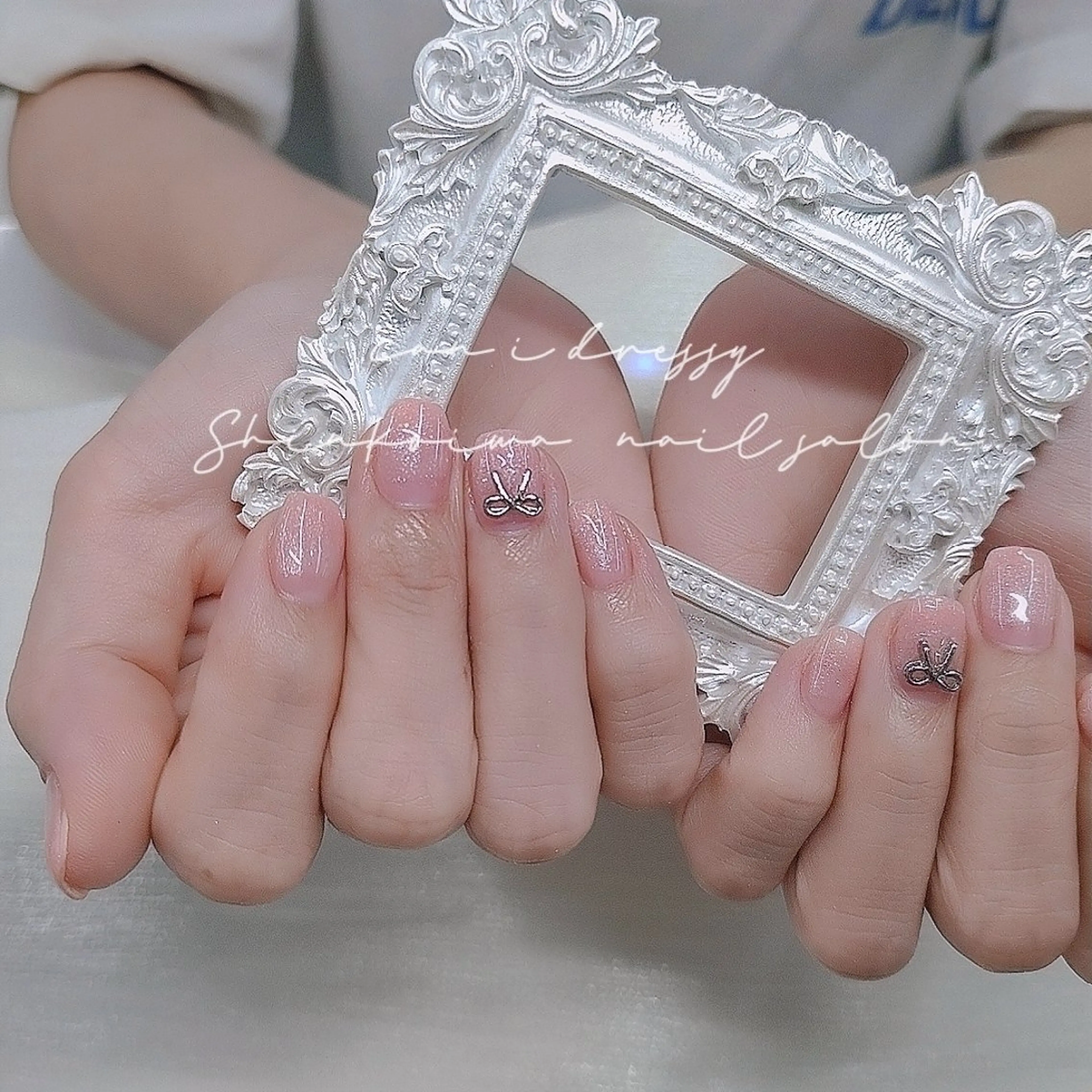 ネイル グラデーション ピンク リボン ハンドネイル キャンアイドレッシー 新小岩のネイルデザイン