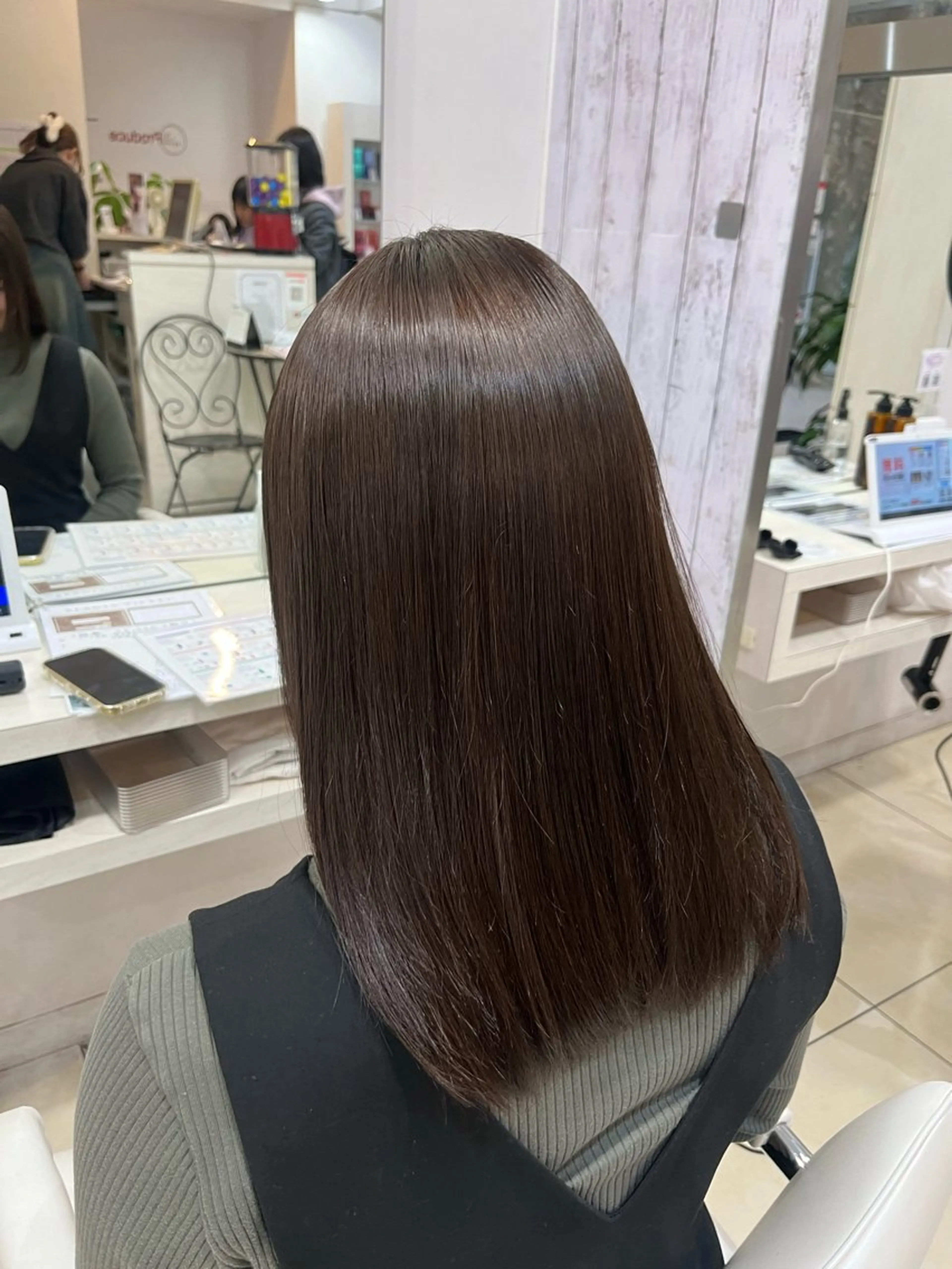 ミディアム カラー ヘアカラー トリートメント 🤎ベージュカラー/ 髪質改善/山岸🤎のヘアスタイル