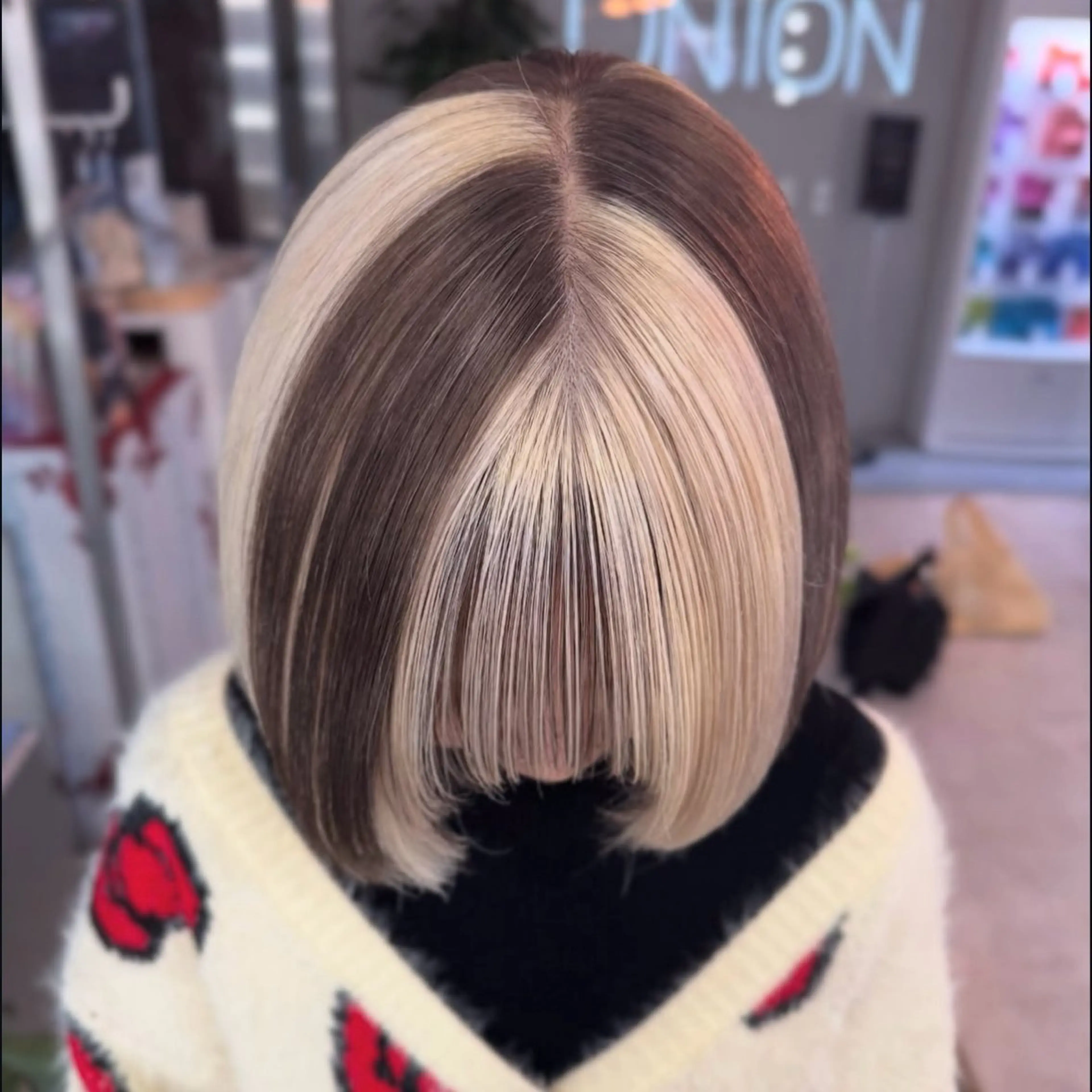 ショート カラー ブリーチ デザインカラー カット ヘアカラー トリートメント iga/渋谷個室🍀 ✨艶髪ハイトーン✨のヘアスタイル