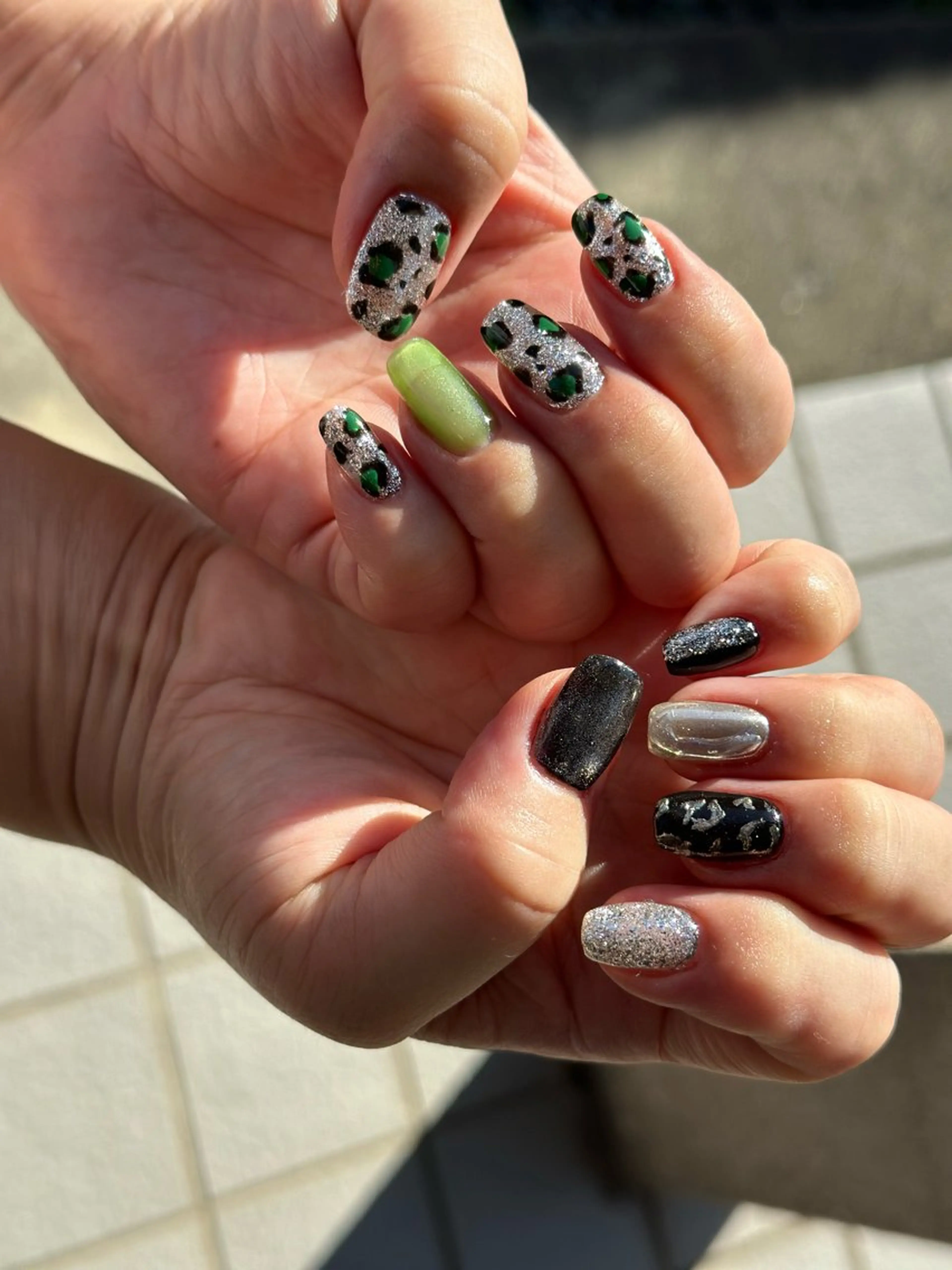 ネイル ハンドネイル 越猪 未来のネイルデザイン