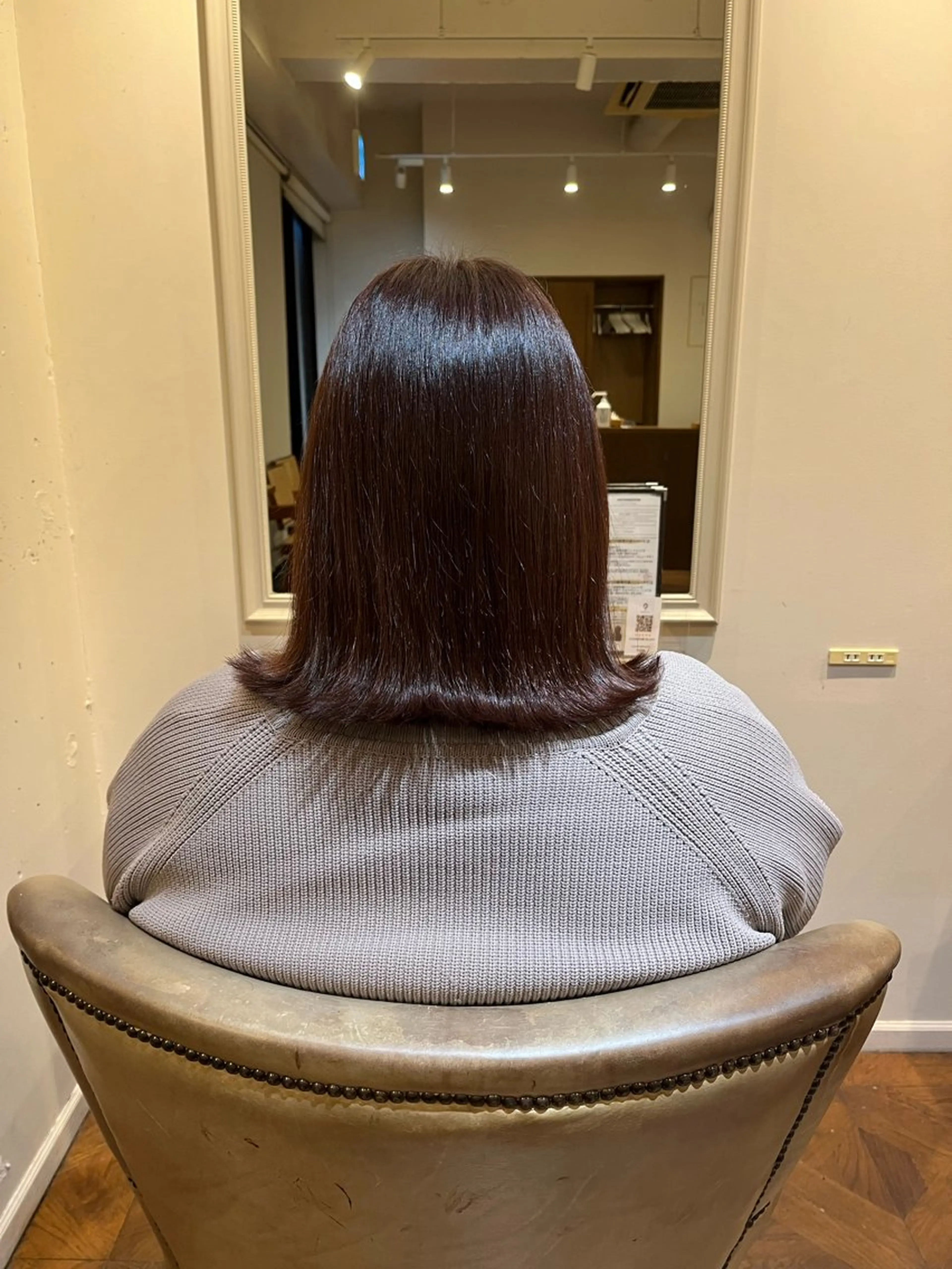 ミディアム ピンクブラウン ボブ 齊藤 萌のヘアスタイル