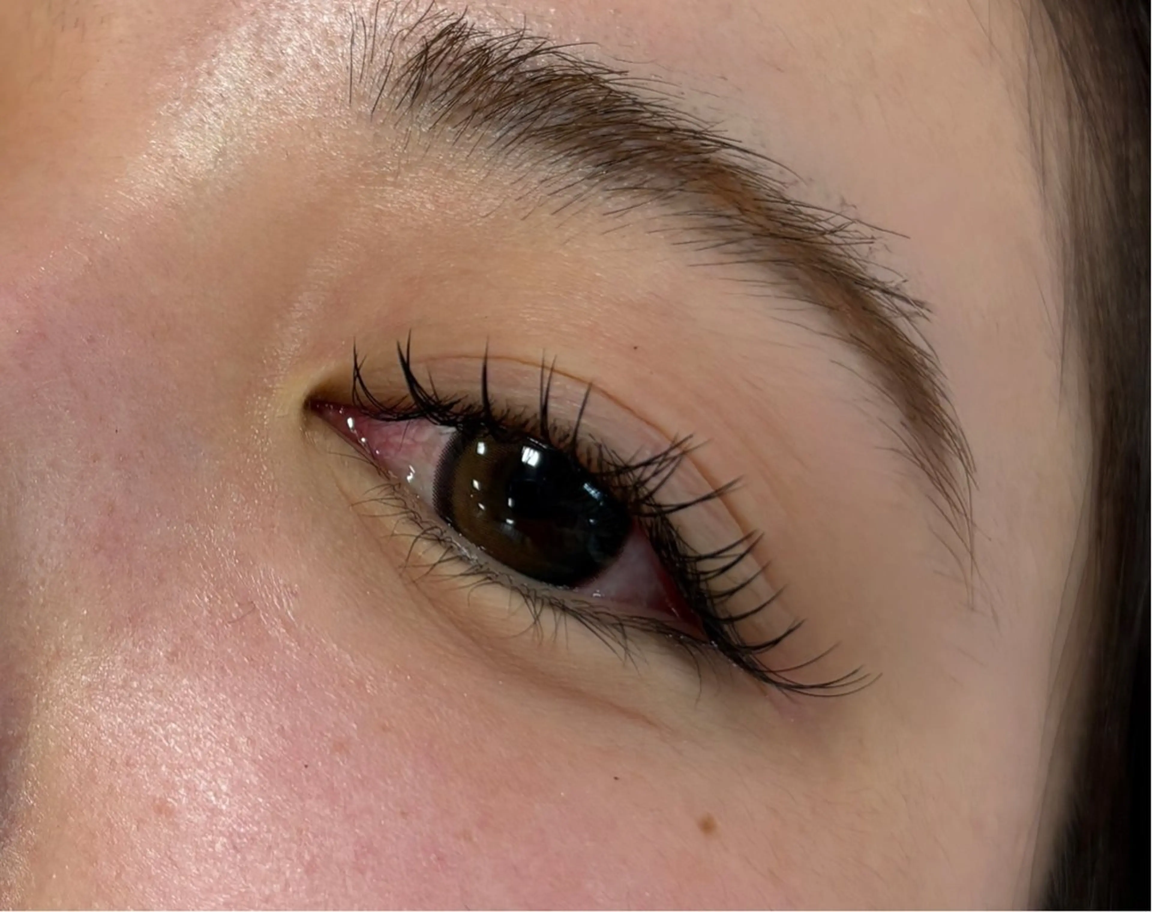 マツエク・マツパ Cカール eye lash  Lucia 難波所属・ひらおか ういの眉毛・アイブロウイメージ