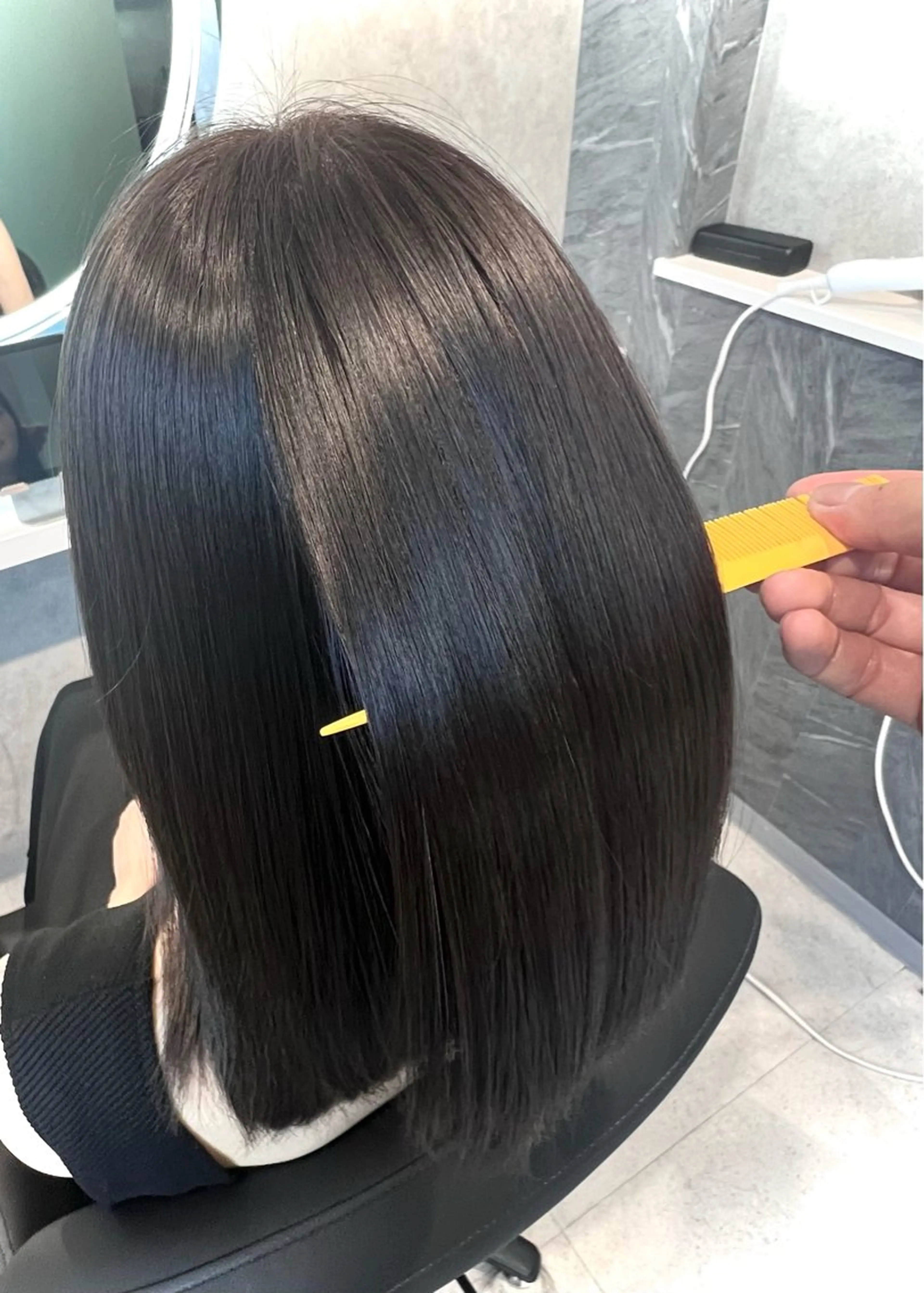 ミディアム カラー パーマ 髪質改善 縮毛矯正 酸性ストレート ストレートパーマ カット ヘアカラー トリートメント 髪質改善SALON MIST＋所属・阪神尼崎駅徒歩2分 半個室サロン　小田稔のヘアスタイル