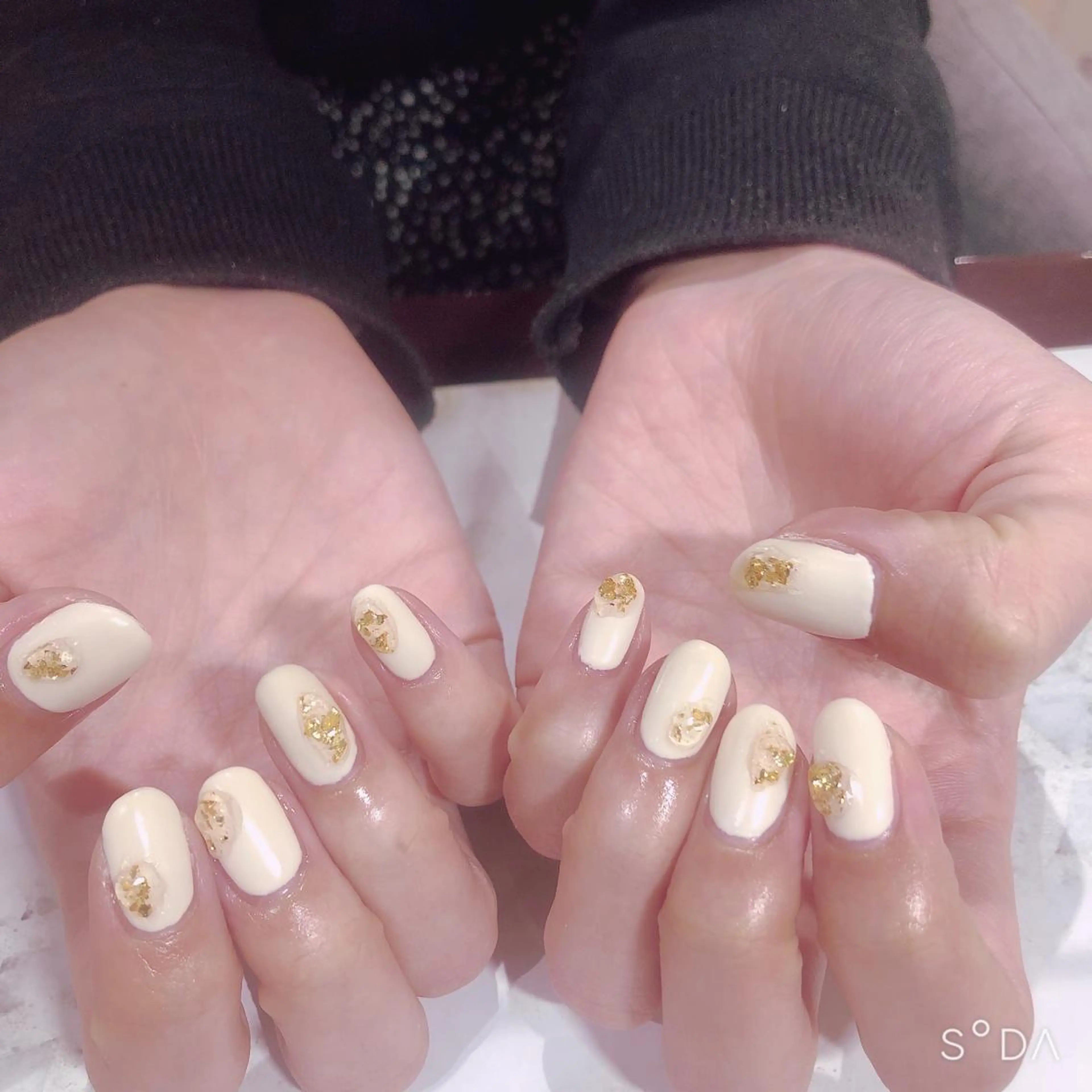 ネイル ニュアンスネイル ハンドネイル 吉野✨ ネイルデザイナー✨のネイルデザイン