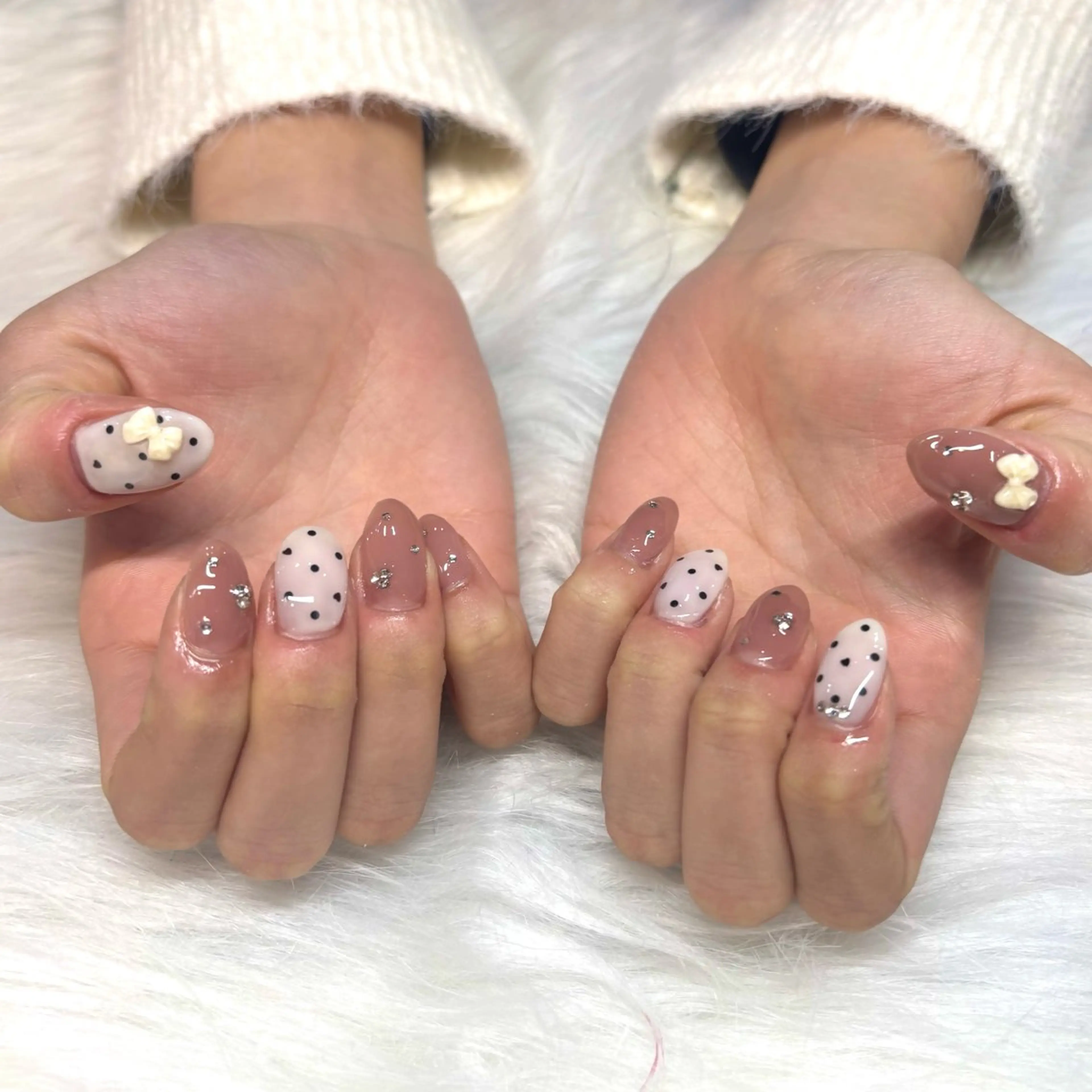 ネイル ドット ハンドネイル HANA ユカのネイルデザイン