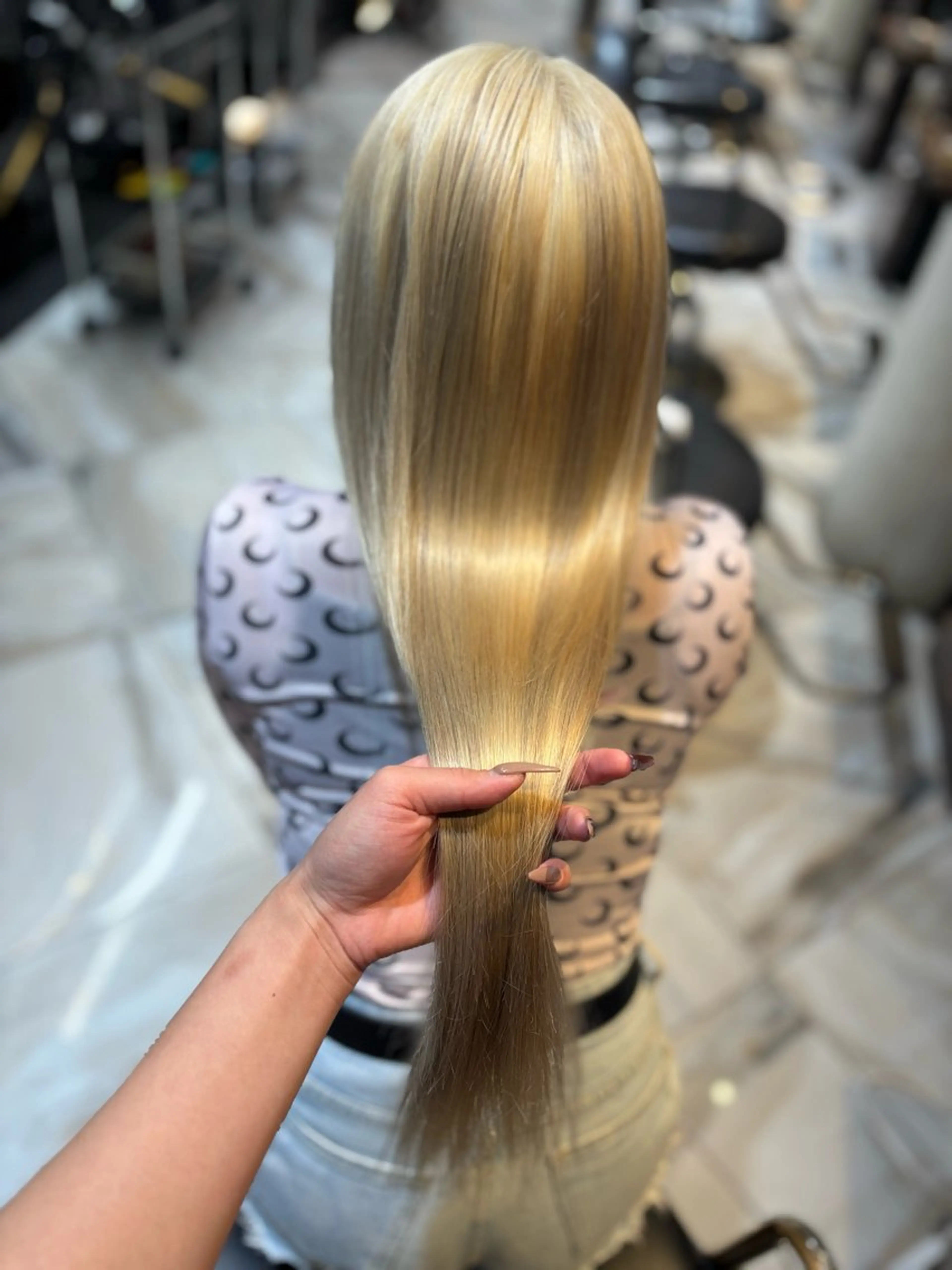 ロング カラー ブリーチ エクステ ヘアカラー エクステ 大阪 梅田/ ハイトーン/エクステのヘアスタイル