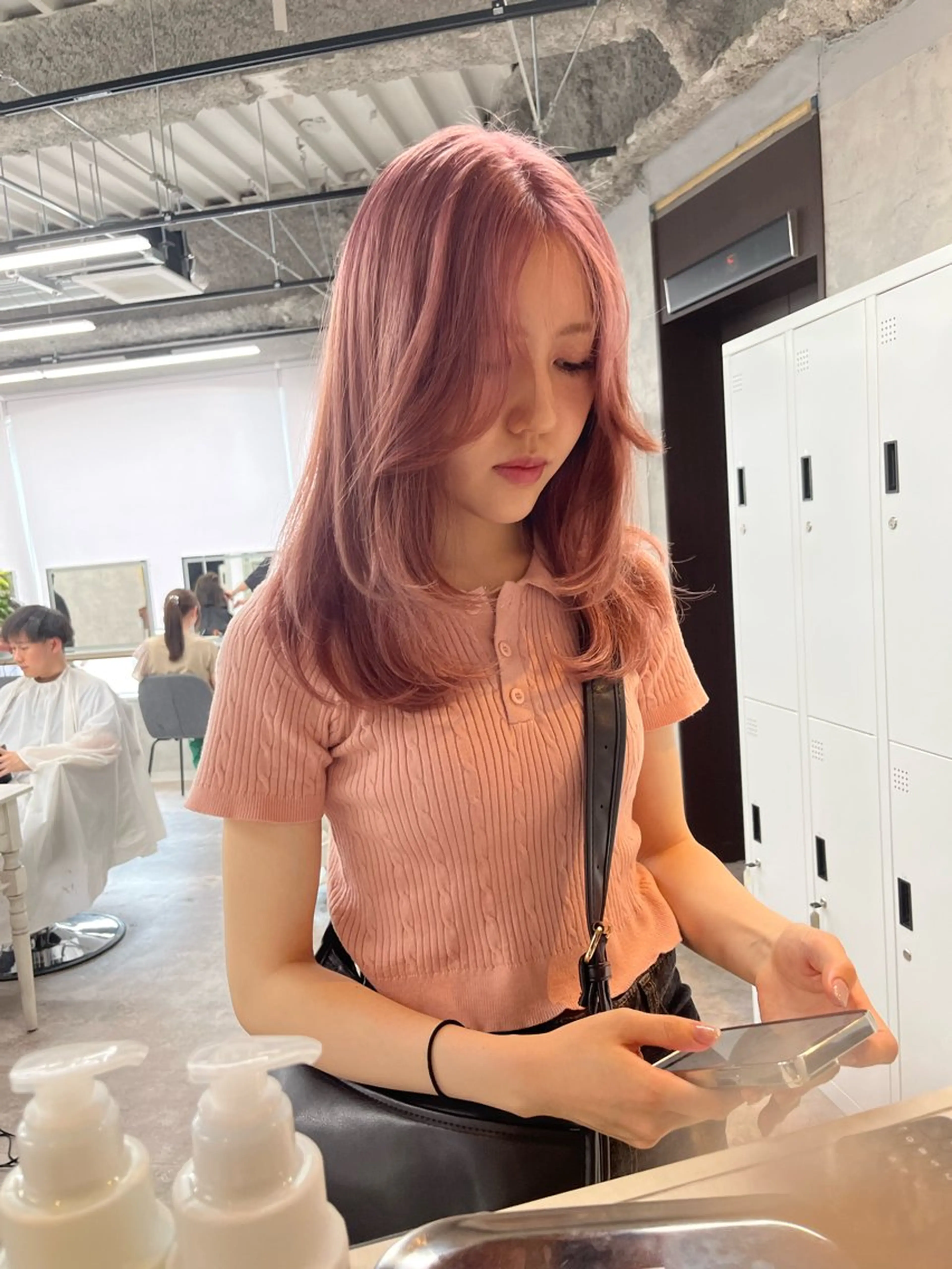 ミディアム カラー カット ヘアカラー トリートメント ヘアセット ハイトーン/レイヤー 💜Akaneのヘアスタイル