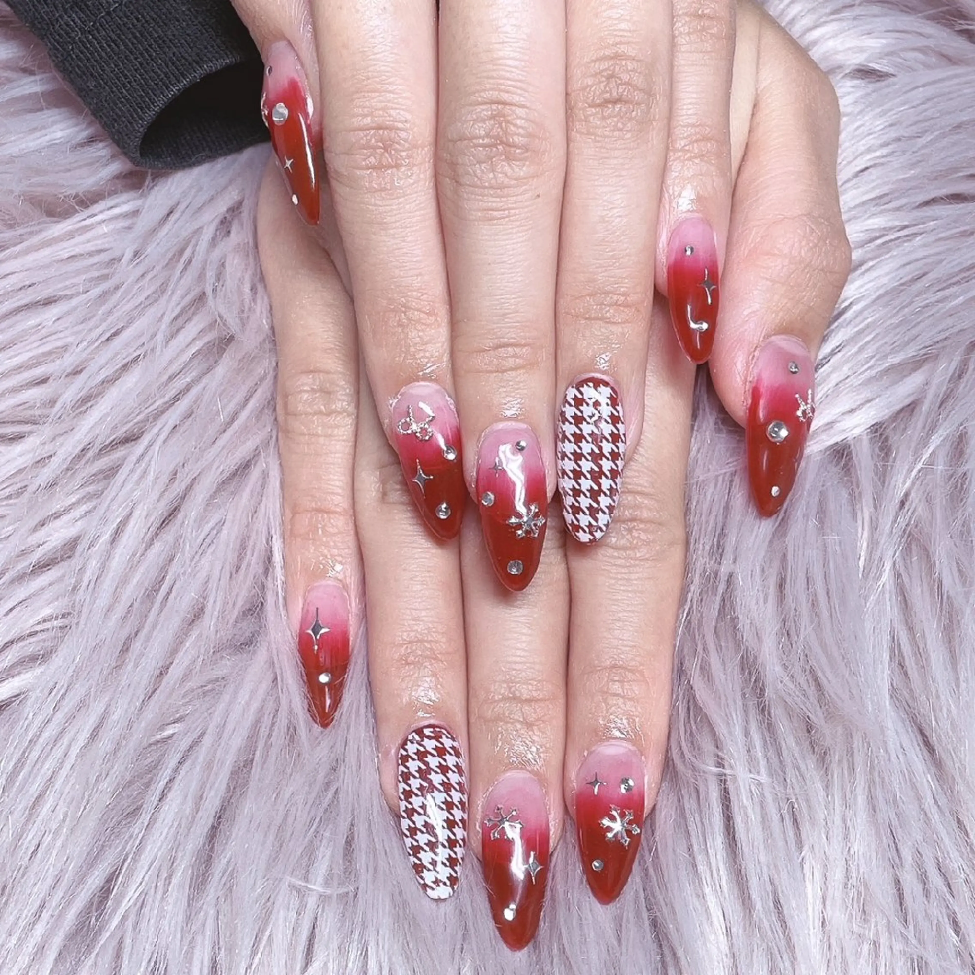 ネイル 稲垣 江梨花のネイルデザイン