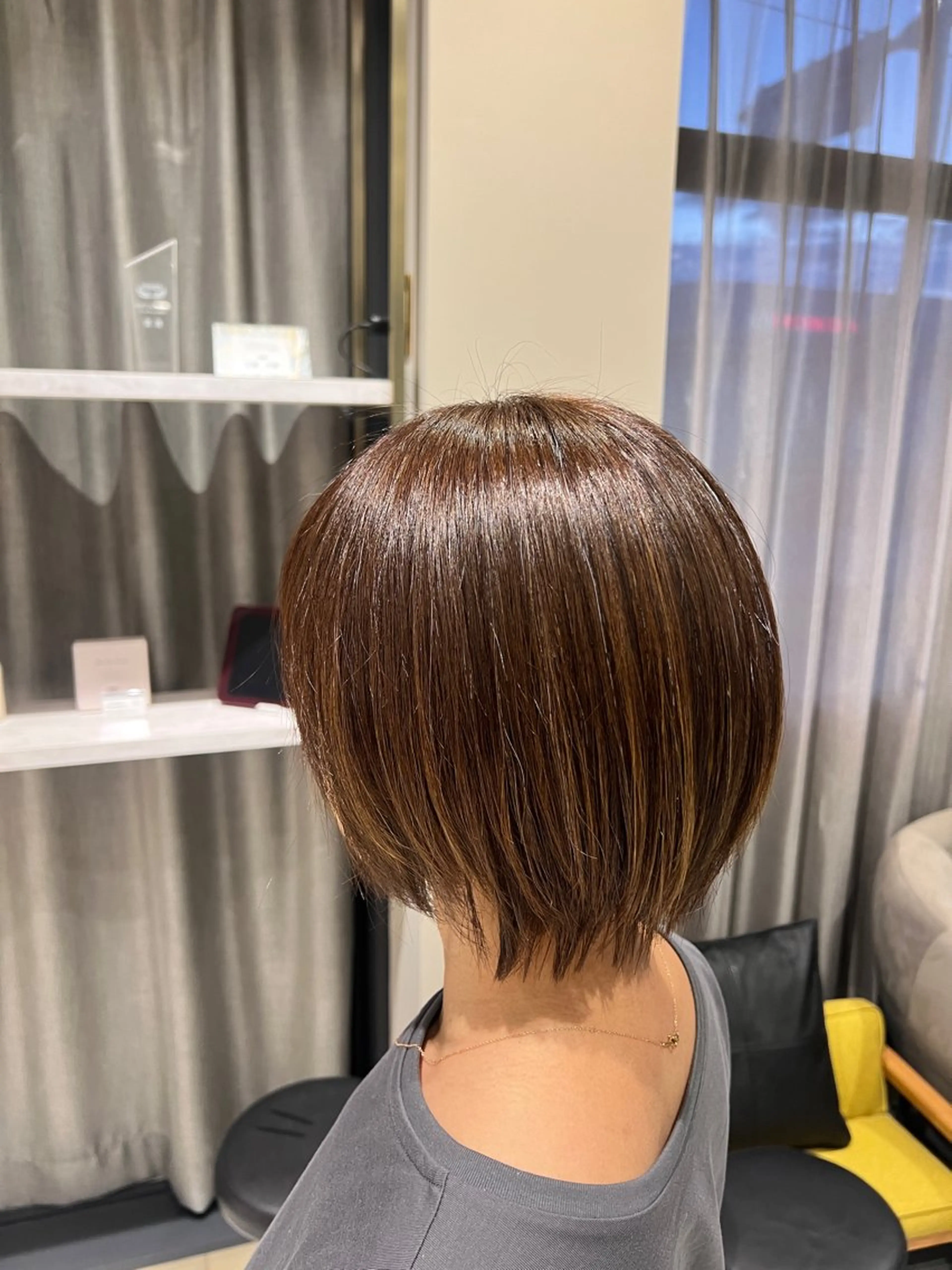 ショート カラー 志田 ほん/ メンズパーマのヘアスタイル