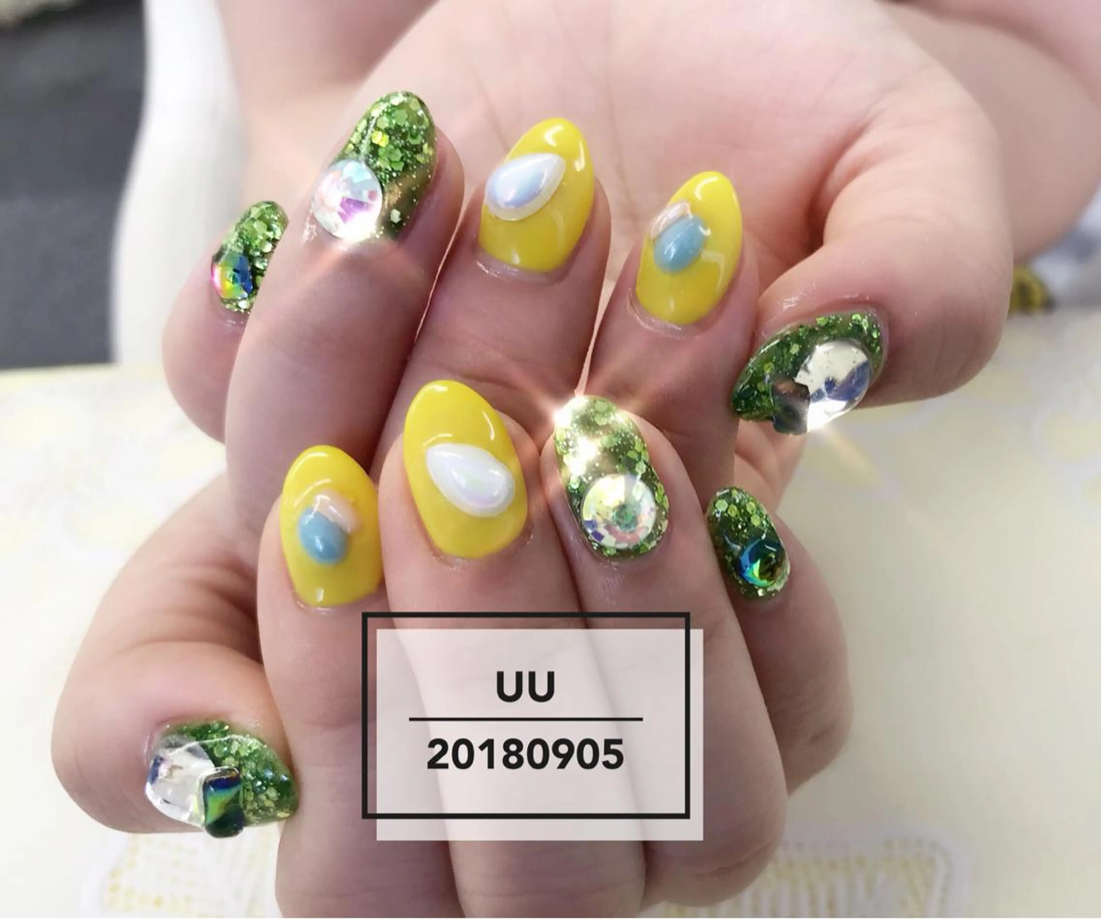 ネイル UU Salon所属・UU ゆきのネイルデザイン