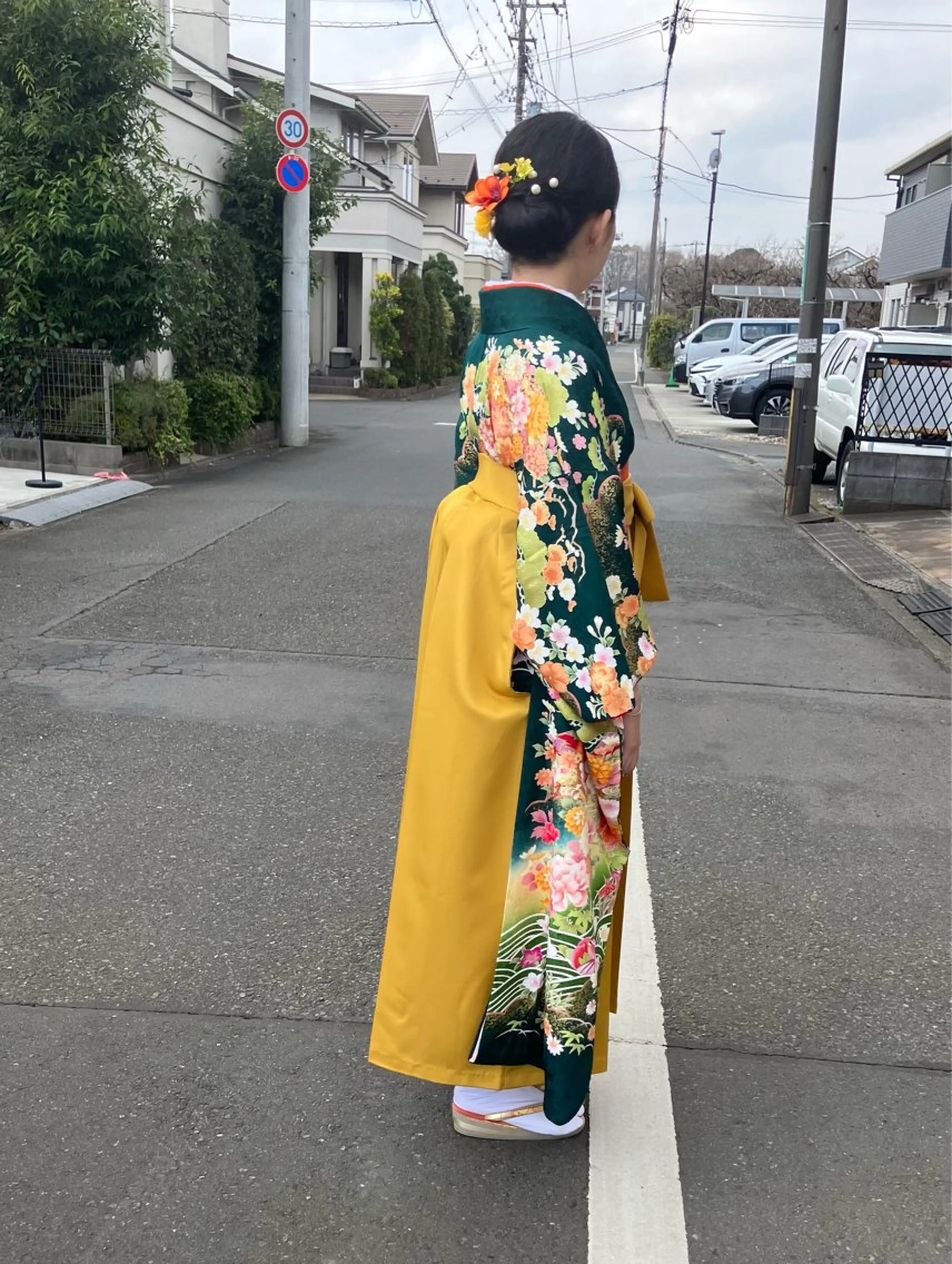 ミディアム ヘアアレンジ ボブ 卒業式のヘアスタイル 着付け 美容室 HIIRAGIのマツエク・マツパデザイン