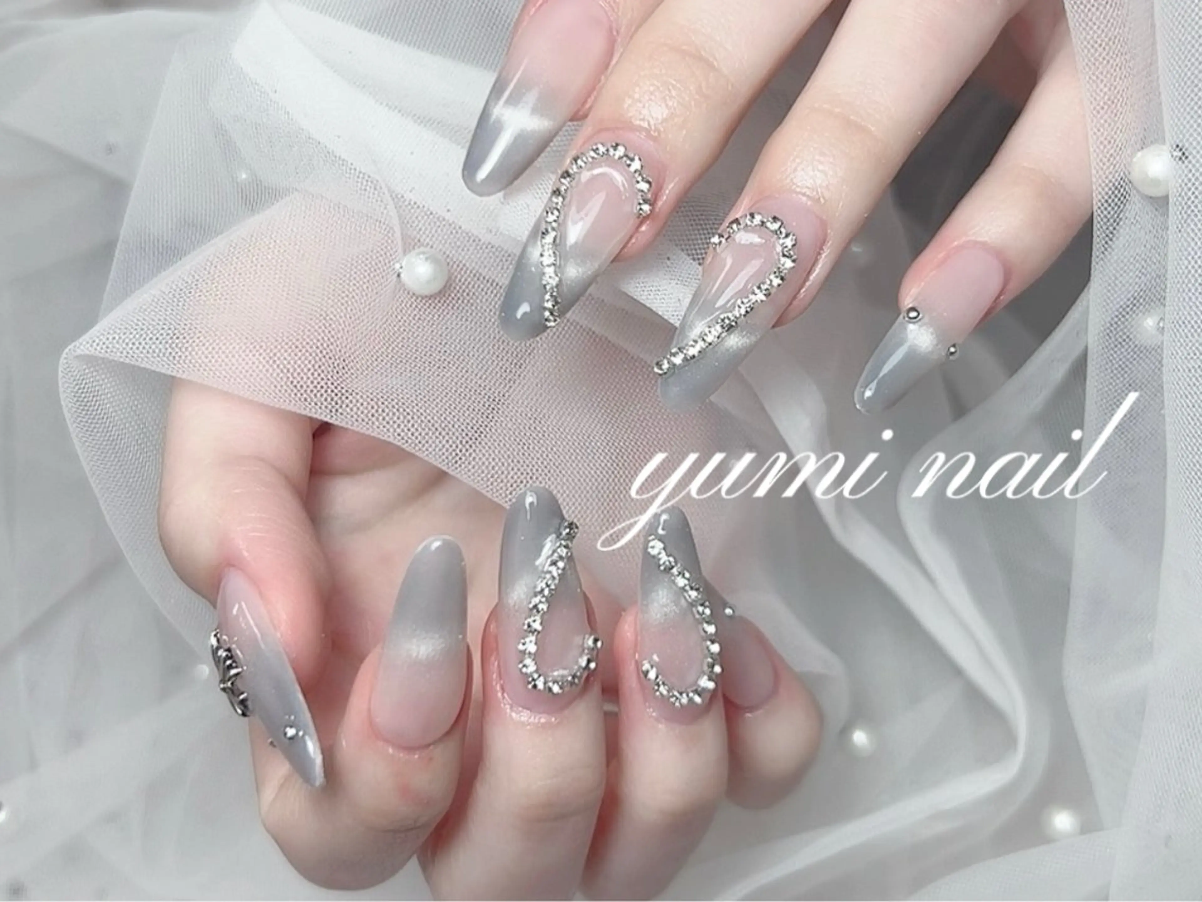 ネイル ハンドネイル 𝐲𝐮𝐦𝐢🎀 長さ出しデザイン専門のネイルデザイン