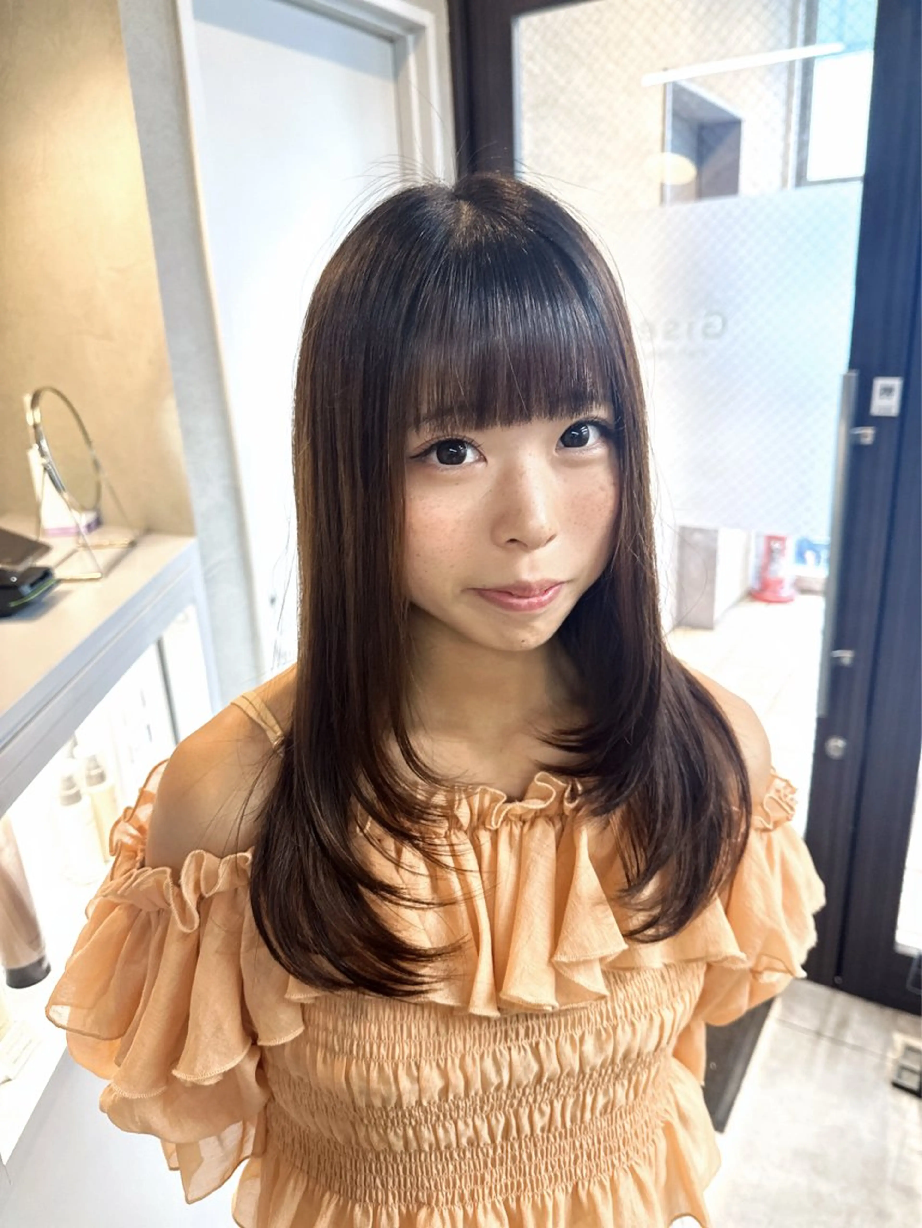 セミロング カット りおん レイヤー/ベージュのヘアスタイル