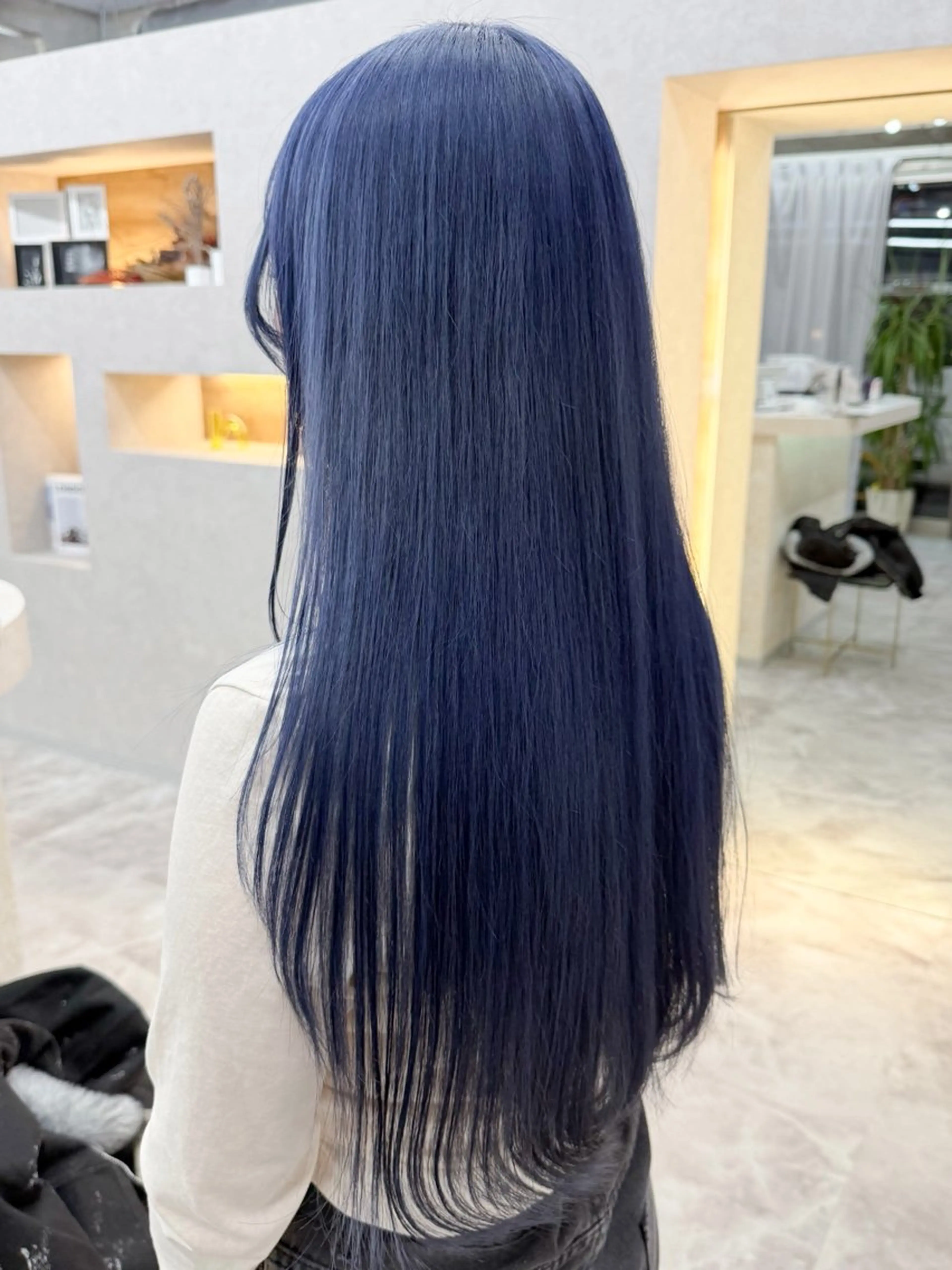 ロング カラー ブリーチ ブルーカラー ブルーラベンダー ダブルカラー ラベンダーカラー ヘアカラー ブリーチ/ベージュ 💕/momoaのヘアスタイル