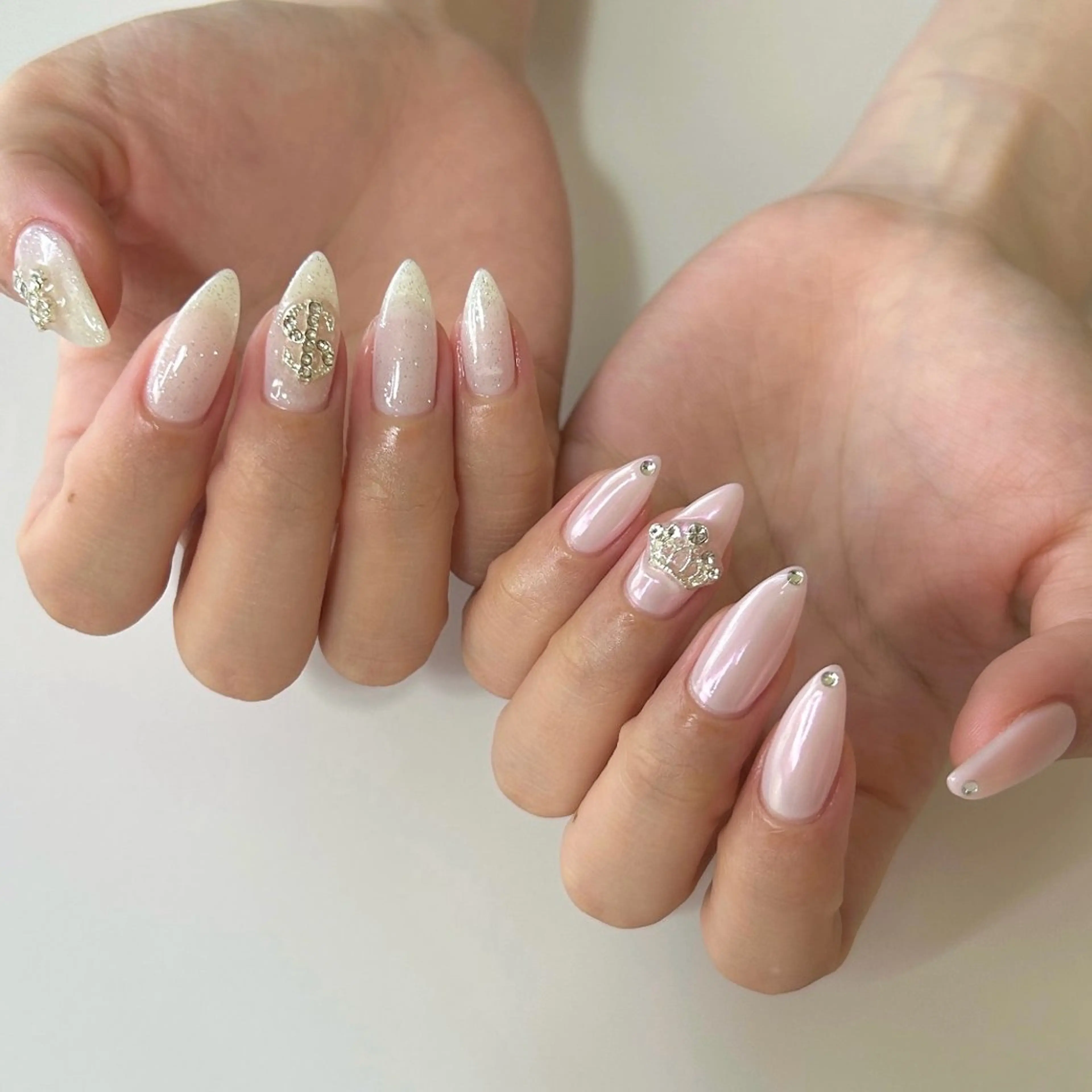 ネイル ホワイト lcoco nailのネイルデザイン