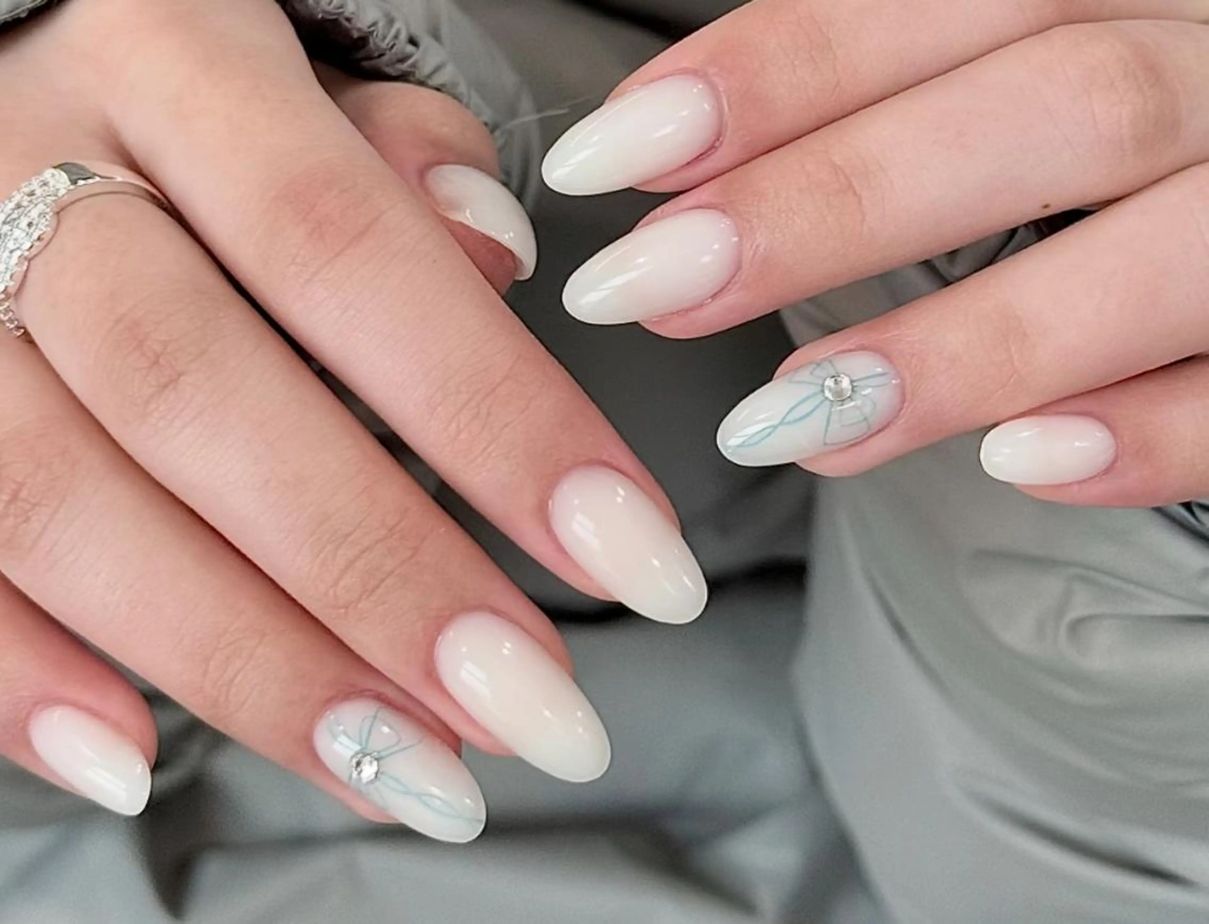 ネイル ハンドネイル エリ🫧 nail池袋東口のネイルデザイン